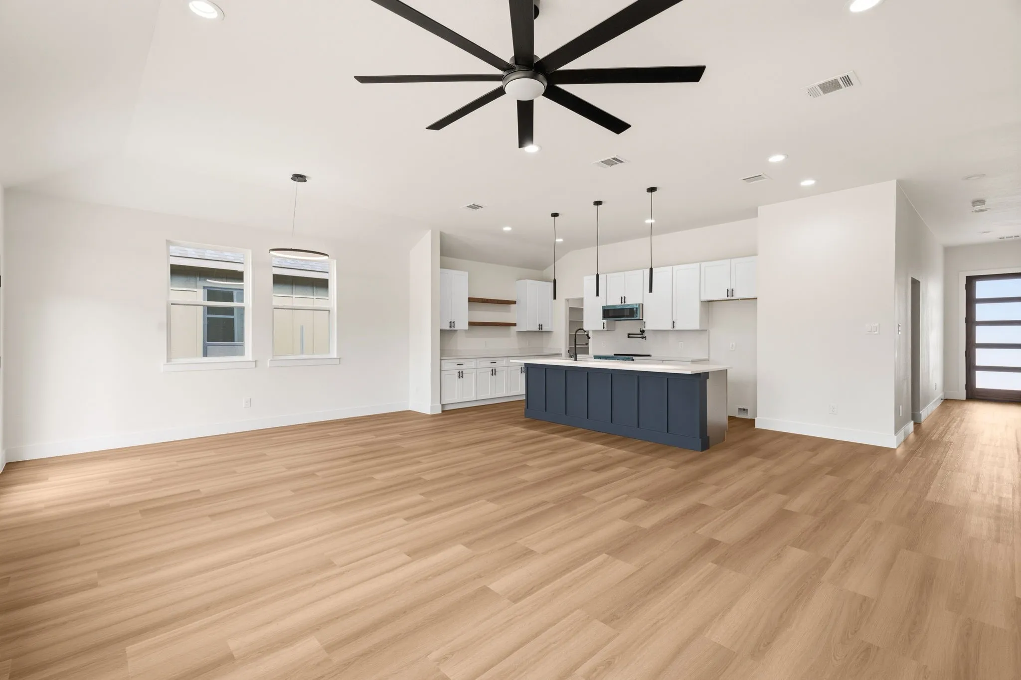 Single Family Residence For Sale in Tarrant County , 5220 Farnsworth Avenue, Fort Worth, Texas 76107, 3 Bedroom, 2 Bathroom, 2 Garage spaces, 1,603 Sqft, built in 2026, mls#21330293, Real Estate Agent in Fort Worth, Homes For Sale in Tarrant county, Homes For Sale in Fort Worth, Realtor in Fort Worth Texas, Real Estate Brokerage Independent Realty Texas, Luminita Cordes Realtor