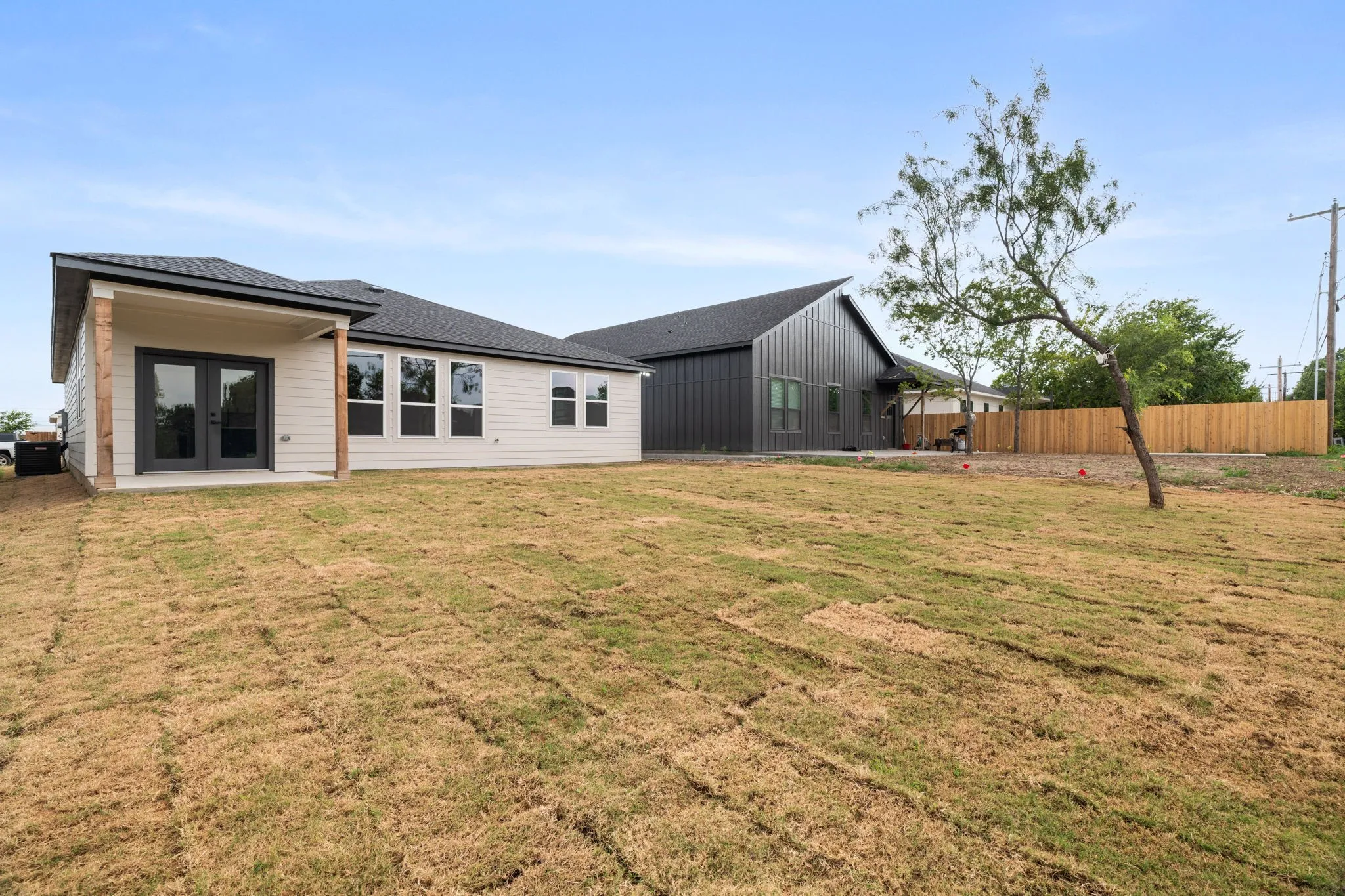 Single Family Residence For Sale in Tarrant County , 5220 Farnsworth Avenue, Fort Worth, Texas 76107, 3 Bedroom, 2 Bathroom, 2 Garage spaces, 1,603 Sqft, built in 2026, mls#21330293, Real Estate Agent in Fort Worth, Homes For Sale in Tarrant county, Homes For Sale in Fort Worth, Realtor in Fort Worth Texas, Real Estate Brokerage Independent Realty Texas, Luminita Cordes Realtor