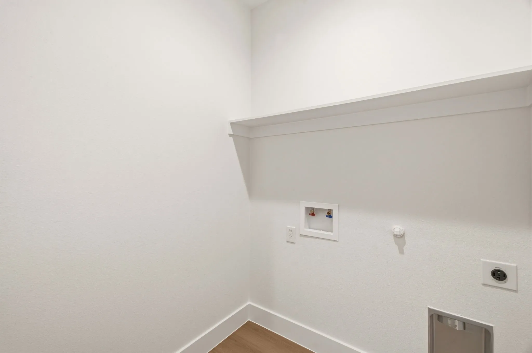 Single Family Residence For Sale in Tarrant County , 5220 Farnsworth Avenue, Fort Worth, Texas 76107, 3 Bedroom, 2 Bathroom, 2 Garage spaces, 1,603 Sqft, built in 2026, mls#21330293, Real Estate Agent in Fort Worth, Homes For Sale in Tarrant county, Homes For Sale in Fort Worth, Realtor in Fort Worth Texas, Real Estate Brokerage Independent Realty Texas, Luminita Cordes Realtor