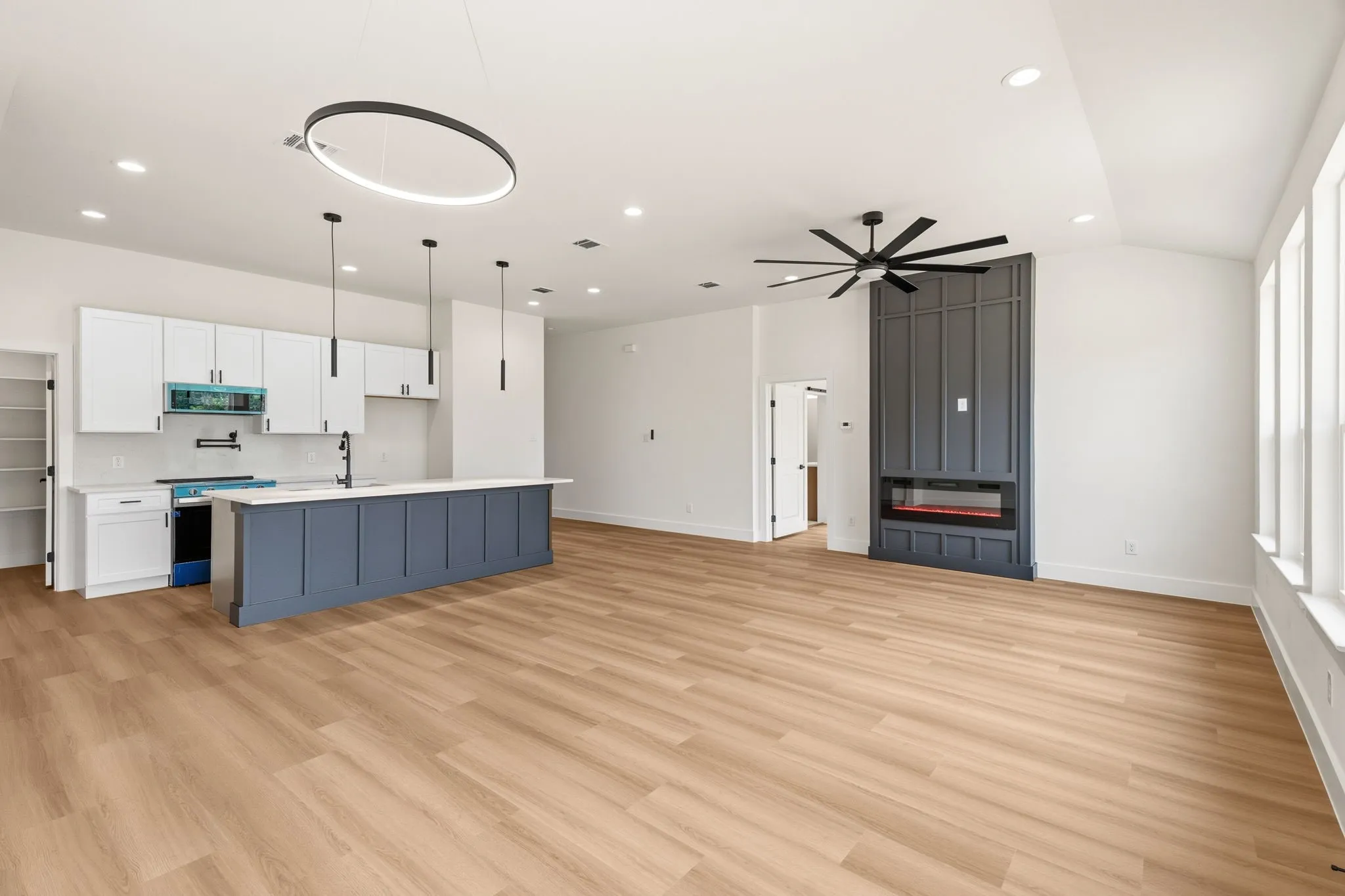 Single Family Residence For Sale in Tarrant County , 5220 Farnsworth Avenue, Fort Worth, Texas 76107, 3 Bedroom, 2 Bathroom, 2 Garage spaces, 1,603 Sqft, built in 2026, mls#21330293, Real Estate Agent in Fort Worth, Homes For Sale in Tarrant county, Homes For Sale in Fort Worth, Realtor in Fort Worth Texas, Real Estate Brokerage Independent Realty Texas, Luminita Cordes Realtor