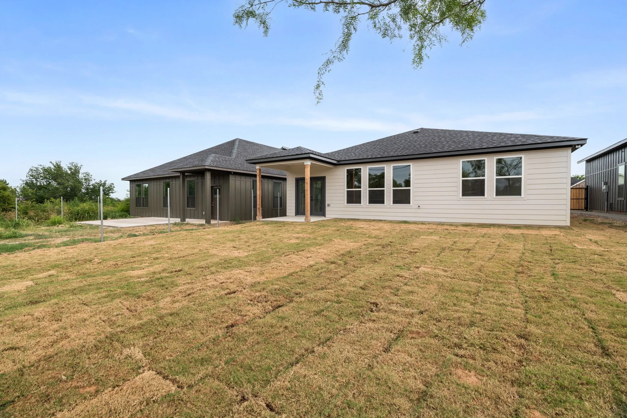 Single Family Residence For Sale in Tarrant County , 5220 Farnsworth Avenue, Fort Worth, Texas 76107, 3 Bedroom, 2 Bathroom, 2 Garage spaces, 1,603 Sqft, built in 2026, mls#21330293, Real Estate Agent in Fort Worth, Homes For Sale in Tarrant county, Homes For Sale in Fort Worth, Realtor in Fort Worth Texas, Real Estate Brokerage Independent Realty Texas, Luminita Cordes Realtor