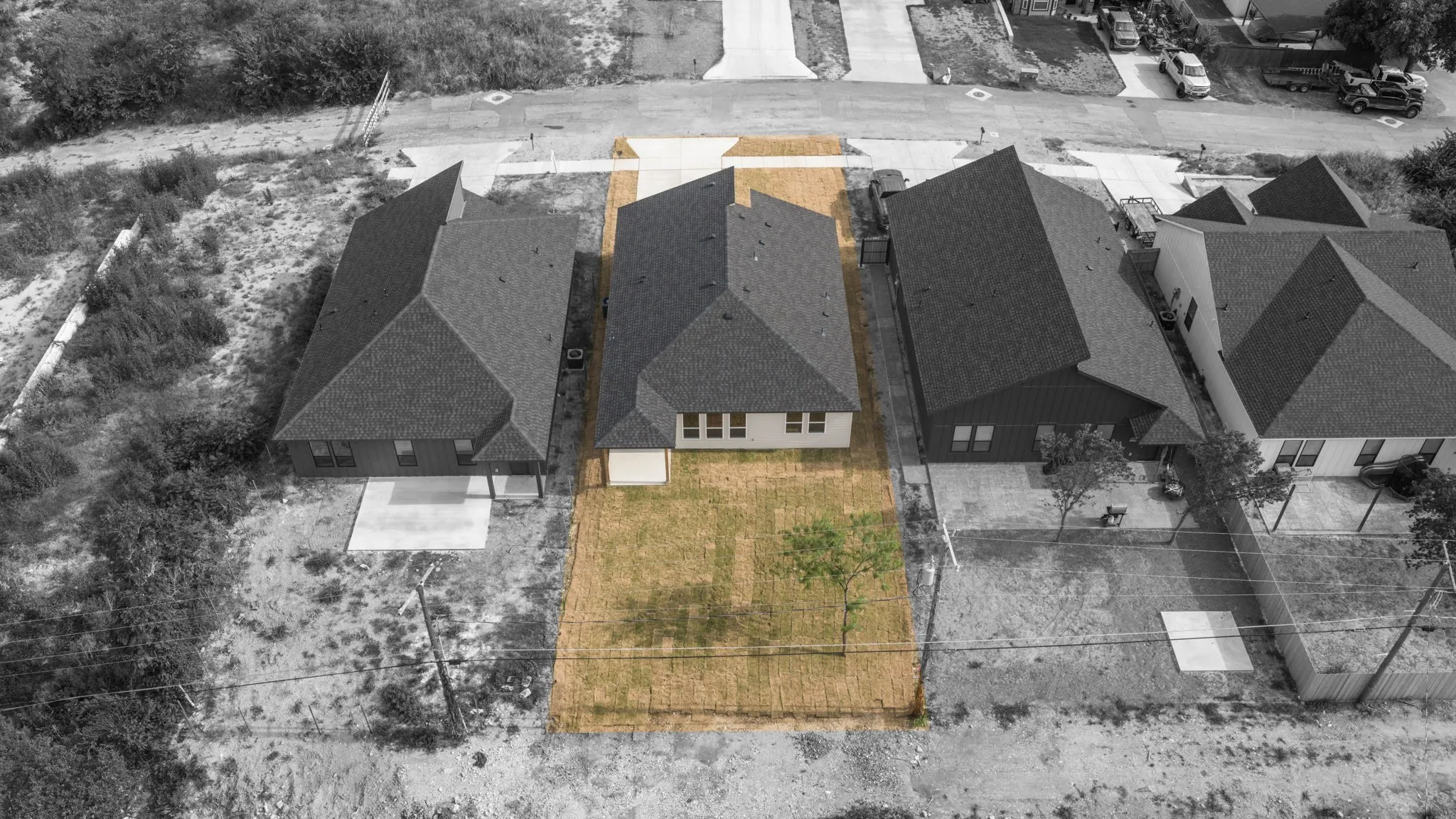Single Family Residence For Sale in Tarrant County , 5220 Farnsworth Avenue, Fort Worth, Texas 76107, 3 Bedroom, 2 Bathroom, 2 Garage spaces, 1,603 Sqft, built in 2026, mls#21330293, Real Estate Agent in Fort Worth, Homes For Sale in Tarrant county, Homes For Sale in Fort Worth, Realtor in Fort Worth Texas, Real Estate Brokerage Independent Realty Texas, Luminita Cordes Realtor
