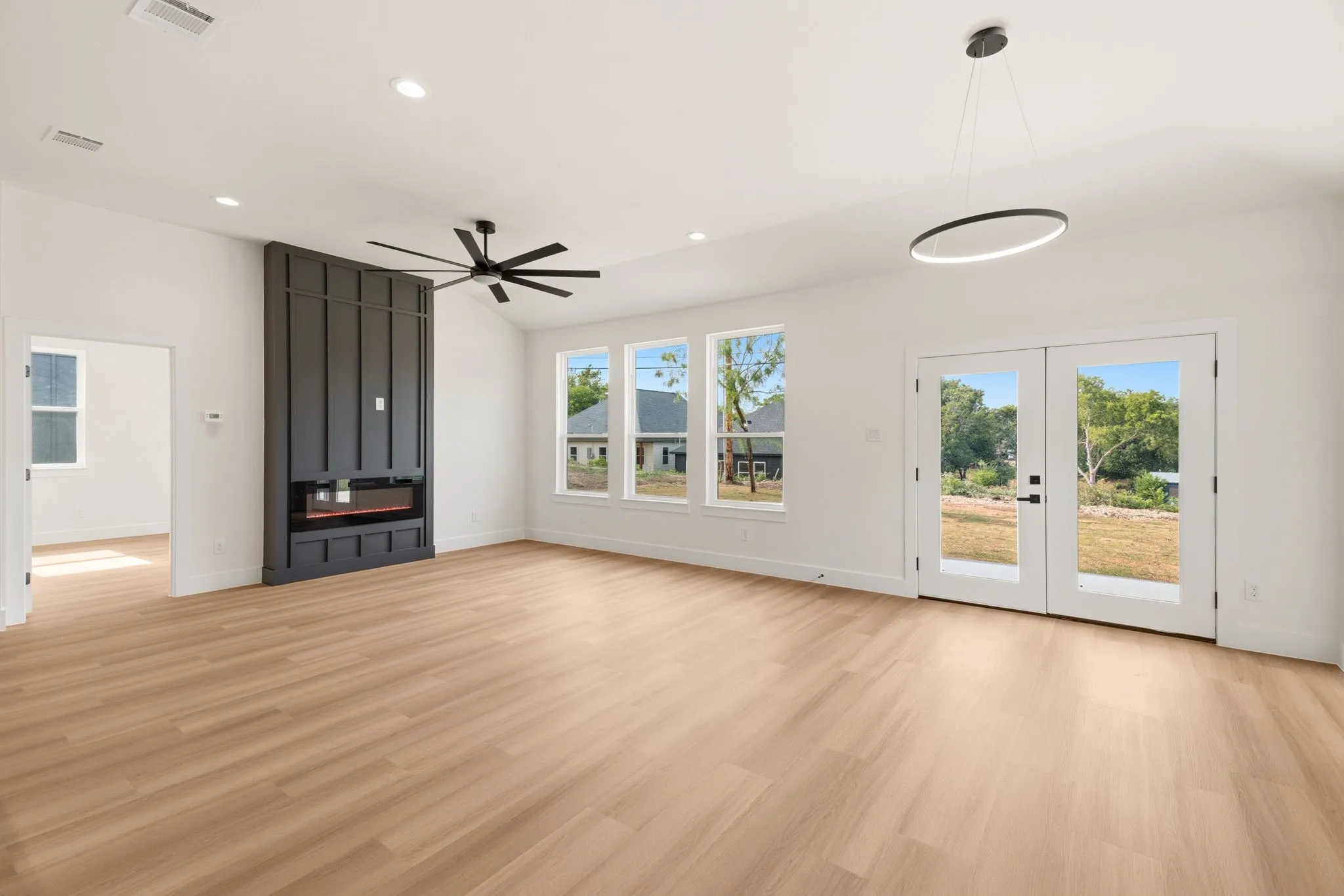 Single Family Residence For Sale in Tarrant County , 5220 Farnsworth Avenue, Fort Worth, Texas 76107, 3 Bedroom, 2 Bathroom, 2 Garage spaces, 1,603 Sqft, built in 2026, mls#21330293, Real Estate Agent in Fort Worth, Homes For Sale in Tarrant county, Homes For Sale in Fort Worth, Realtor in Fort Worth Texas, Real Estate Brokerage Independent Realty Texas, Luminita Cordes Realtor