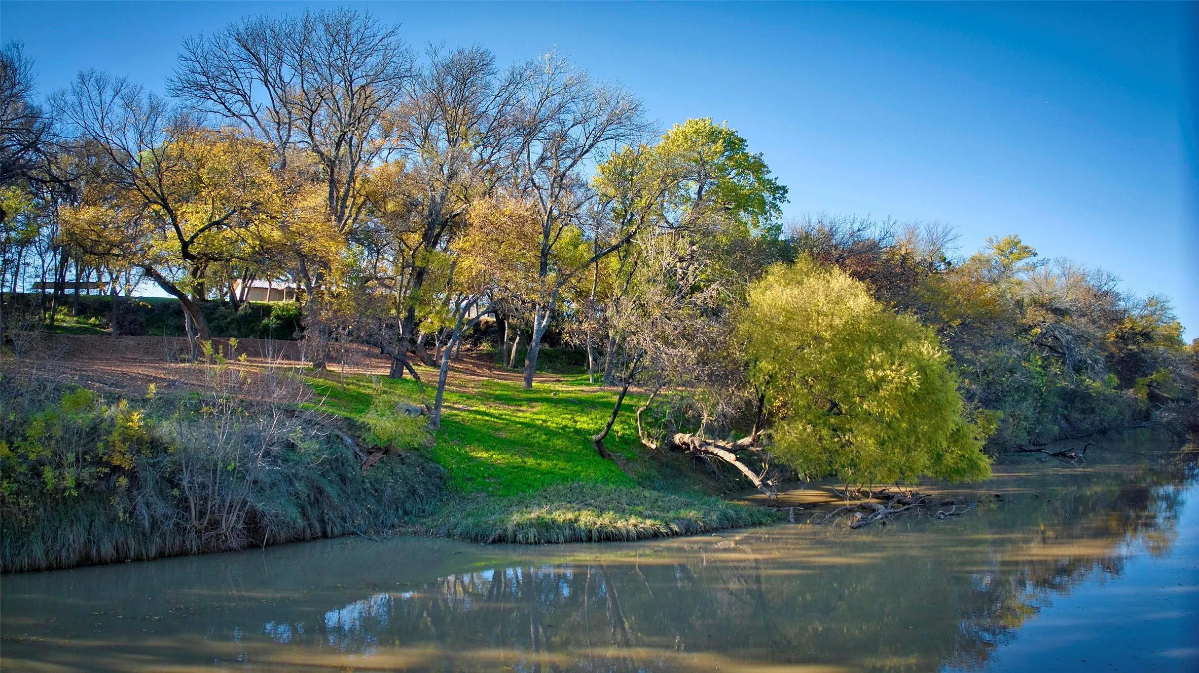 Mobile Home For Sale in San Saba County , 7255 County Road 124, San Saba, Texas 76877, 4 Bedroom, 3 Bathroom, Garage spaces, 1,960 Sqft, built in 1993, mls#21327912, Real Estate Agent in San Saba, Homes For Sale in San Saba county, Homes For Sale in San Saba, Realtor in San Saba Texas, Real Estate Brokerage Independent Realty Texas, Luminita Cordes Realtor