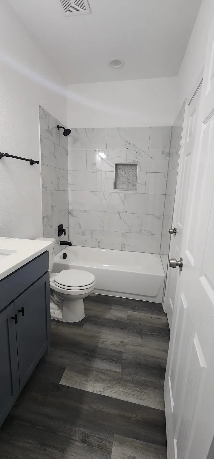 Duplex For Rent in Hunt County , 2005 Stuart Street A, Greenville, Texas 75401, 3 Bedroom, 3 Bathroom, Garage spaces, 1,305 Sqft, built in 2024, mls#21330307, Real Estate Agent in Greenville, Homes For Rent in Hunt county, Homes For Rent in Greenville, Realtor in Greenville Texas, Real Estate Brokerage Independent Realty Texas, Luminita Cordes Realtor