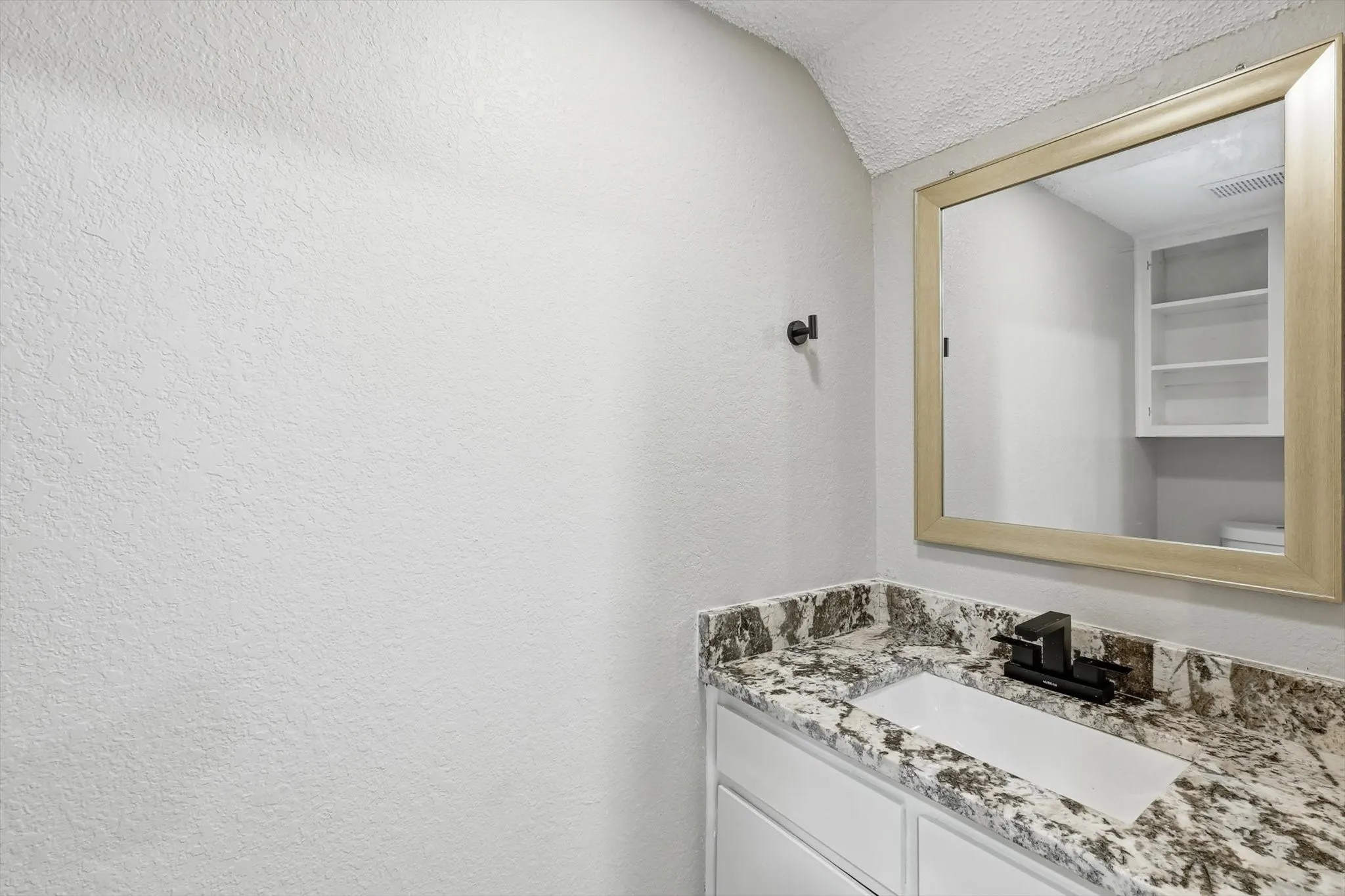 Quadruplex For Sale in Tarrant County , 316 Cambridge Drive, Saginaw, Texas 76179, 8 Bedroom, 8 Bathroom, Garage spaces, 0 Sqft, built in 1982, mls#21328690, Real Estate Agent in Saginaw, Homes For Sale in Tarrant county, Homes For Sale in Saginaw, Realtor in Saginaw Texas, Real Estate Brokerage Independent Realty Texas, Luminita Cordes Realtor