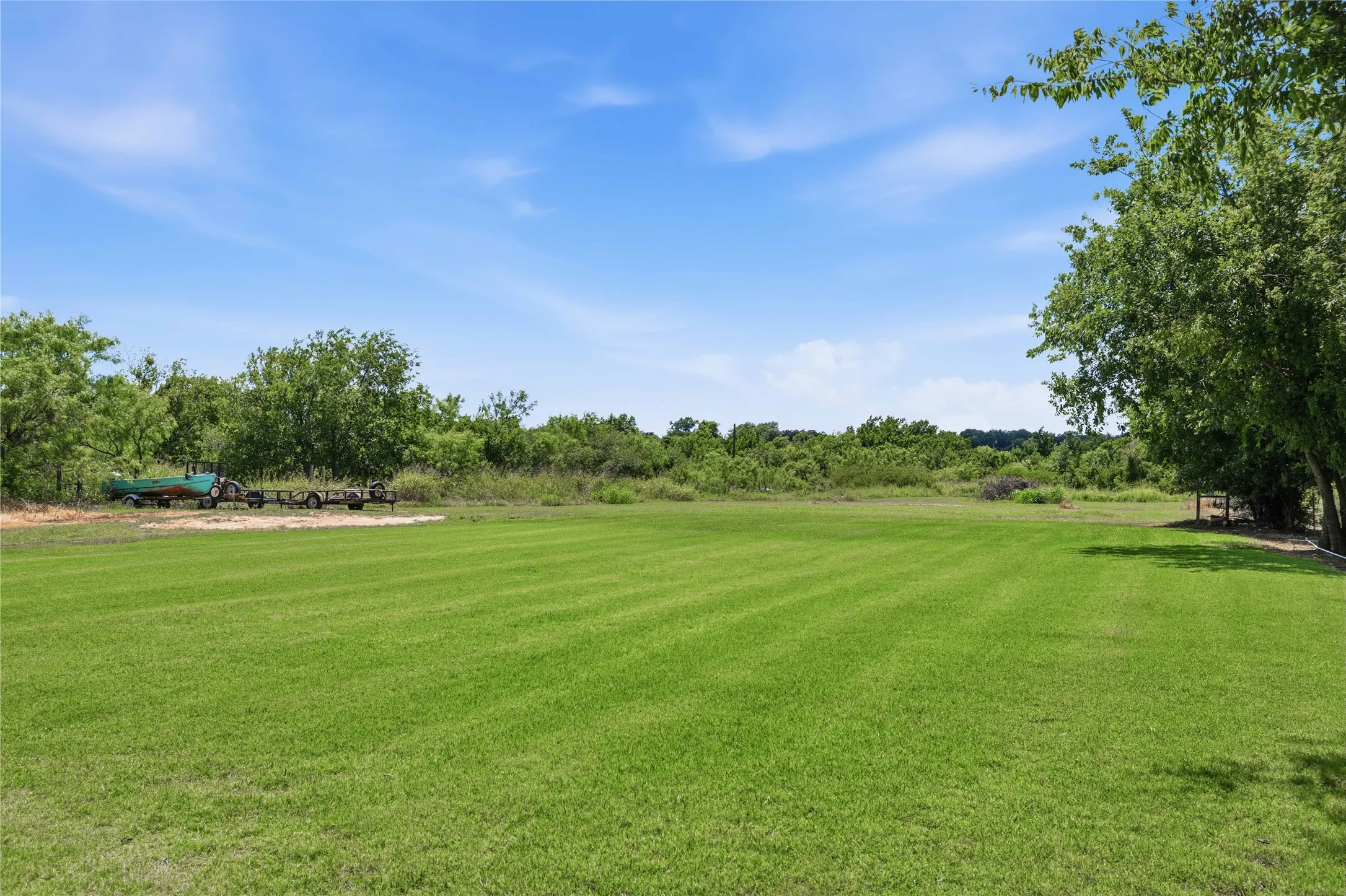 Single Family Residence For Sale in Brown County , 19175 Highway 183 N, May, Texas 76857, 2 Bedroom, 1 Bathroom, 1 Garage spaces, 1,198 Sqft, built in 0, mls#21329767, Real Estate Agent in May, Homes For Sale in Brown county, Homes For Sale in May, Realtor in May Texas, Real Estate Brokerage Independent Realty Texas, Luminita Cordes Realtor