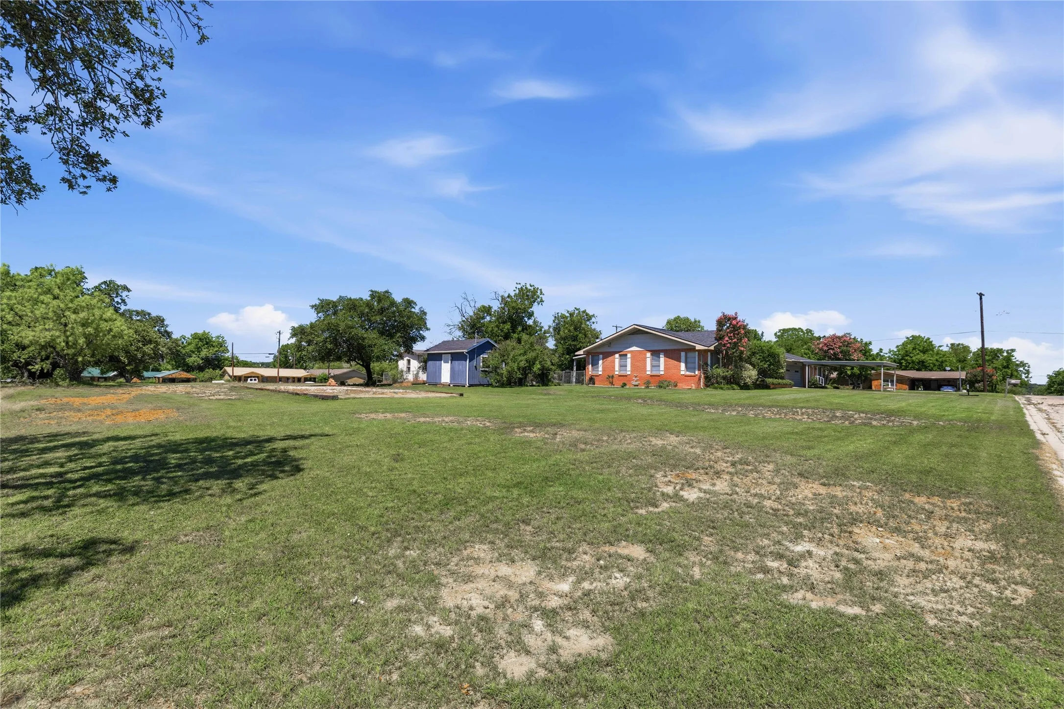Single Family Residence For Sale in Brown County , 1301 15th Street, Brownwood, Texas 76801, 4 Bedroom, 3 Bathroom, 2 Garage spaces, 2,491 Sqft, built in 0, mls#21330342, Real Estate Agent in Brownwood, Homes For Sale in Brown county, Homes For Sale in Brownwood, Realtor in Brownwood Texas, Real Estate Brokerage Independent Realty Texas, Luminita Cordes Realtor