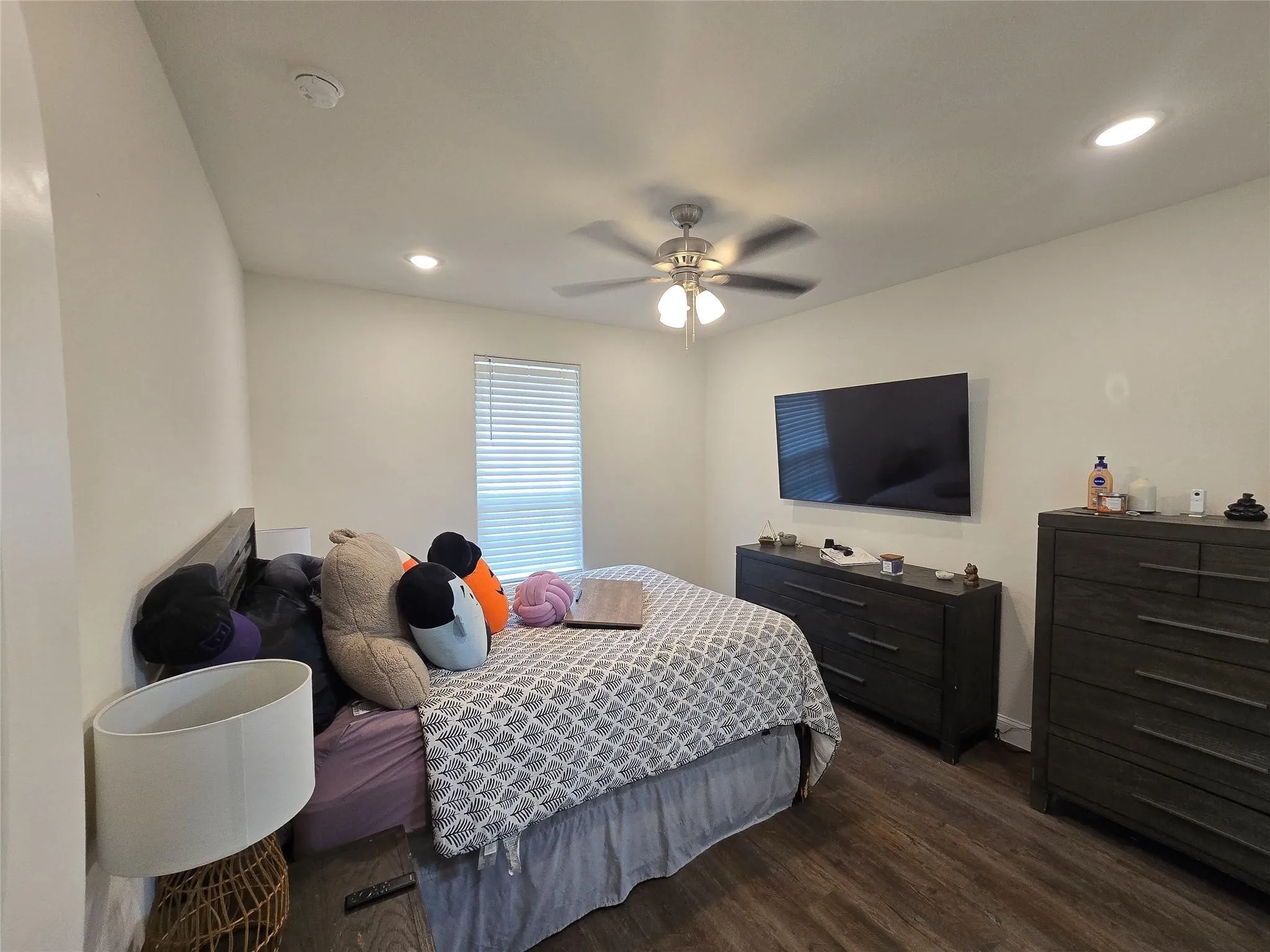 Single Family Residence For Sale in Hood County , 5111 San Marcos Court, Granbury, Texas 76048, 3 Bedroom, 2 Bathroom, 2 Garage spaces, 1,656 Sqft, built in 2022, mls#21330367, Real Estate Agent in Granbury, Homes For Sale in Hood county, Homes For Sale in Granbury, Realtor in Granbury Texas, Real Estate Brokerage Independent Realty Texas, Luminita Cordes Realtor