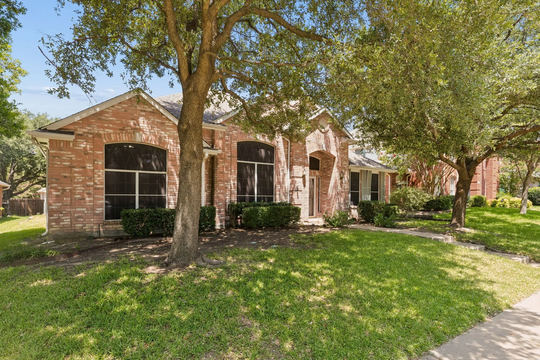 5613 Charleston Dr in Plantation Resort