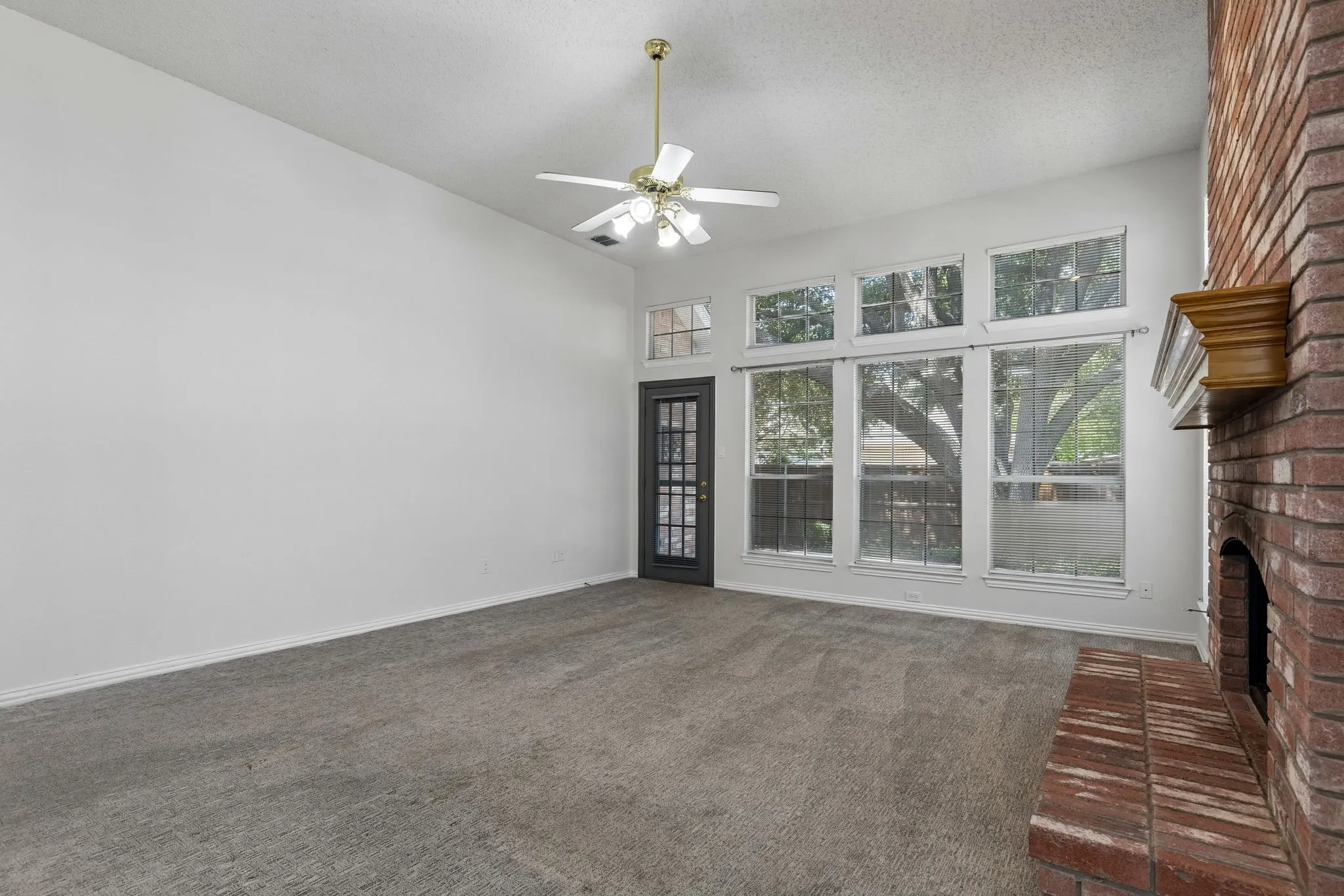 Livingroom bigger than appears in the photos.