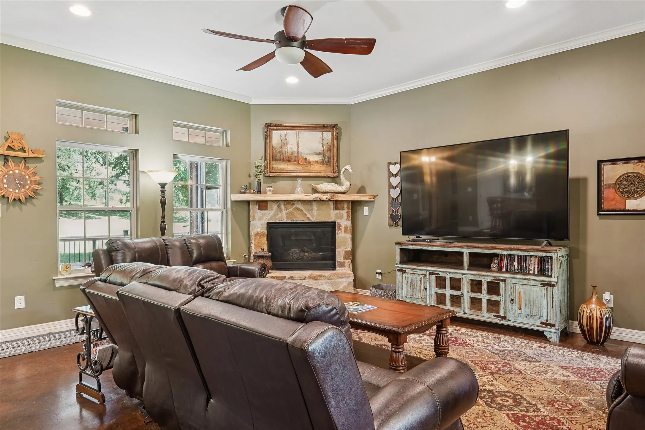 Single Family Residence For Sale in Grayson County , 1433 Old Sadler Road, Sadler, Texas 76264, 3 Bedrooms, 3 Bathrooms, 5 Garage spaces, 2,471 Sqft, built in 2013, Price $1,275,000, mls#21328760, Real Estate Agent in Sadler, Homes For Sale in Grayson county, Homes For Sale in Sadler, Realtor in Sadler Texas, Real Estate Brokerage Independent Realty Texas, Luminita Cordes Realtor