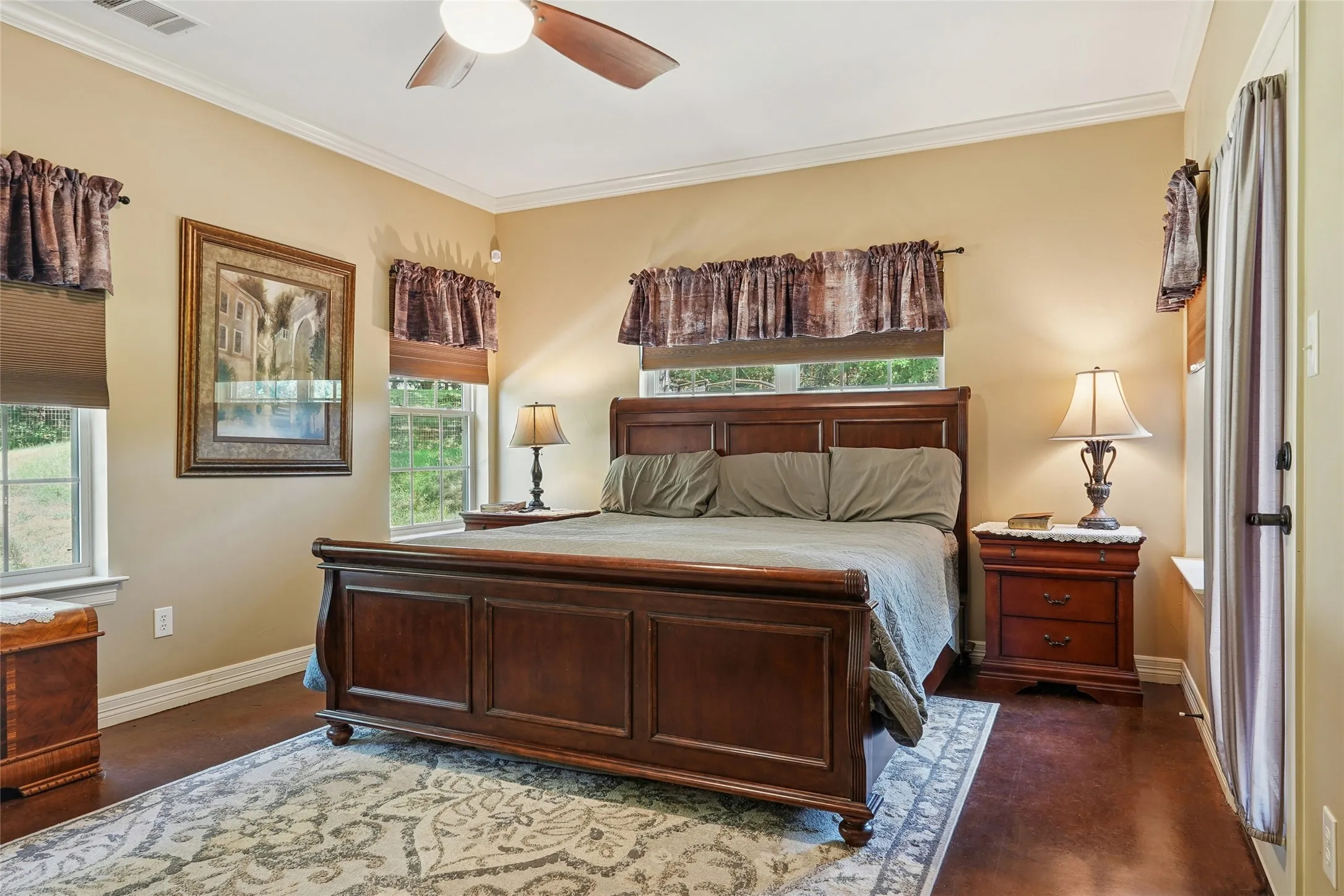 Single Family Residence For Sale in Grayson County , 1433 Old Sadler Road, Sadler, Texas 76264, 3 Bedrooms, 3 Bathrooms, 5 Garage spaces, 2,471 Sqft, built in 2013, Price $1,275,000, mls#21328760, Real Estate Agent in Sadler, Homes For Sale in Grayson county, Homes For Sale in Sadler, Realtor in Sadler Texas, Real Estate Brokerage Independent Realty Texas, Luminita Cordes Realtor