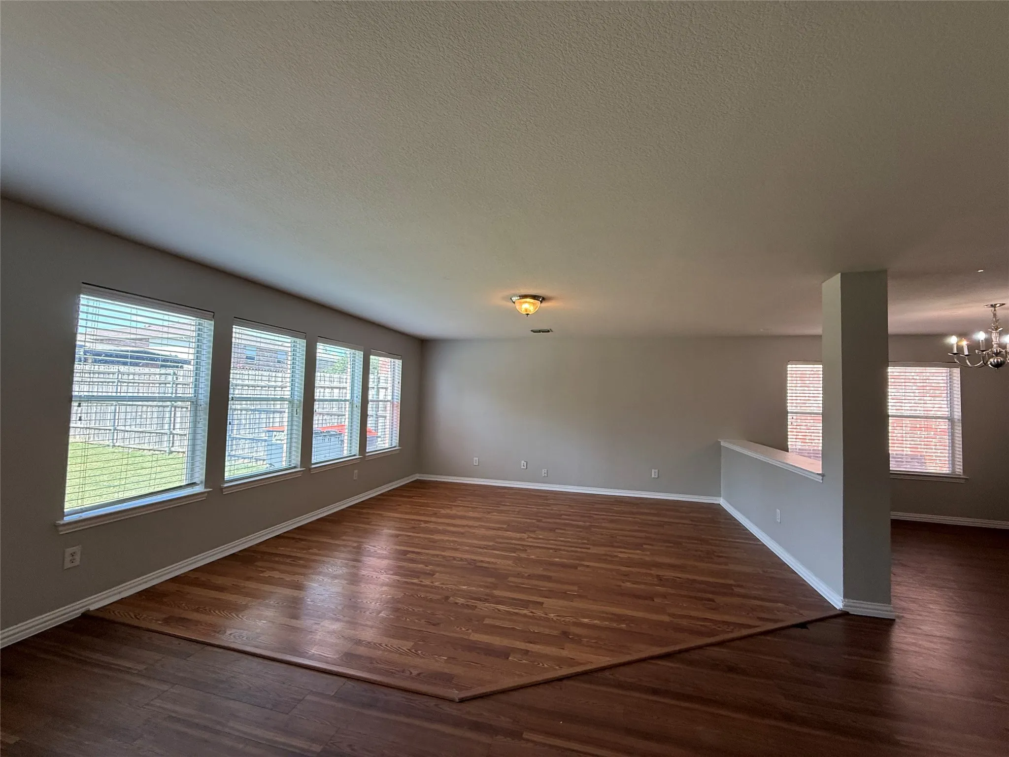 Single Family Residence For Rent in Collin County , 1117 Acacia Drive, Anna, Texas 75409, 4 Bedroom, 3 Bathroom, 2 Garage spaces, 2,539 Sqft, built in 2006, mls#21329752, Real Estate Agent in Anna, Homes For Rent in Collin county, Homes For Rent in Anna, Realtor in Anna Texas, Real Estate Brokerage Independent Realty Texas, Luminita Cordes Realtor