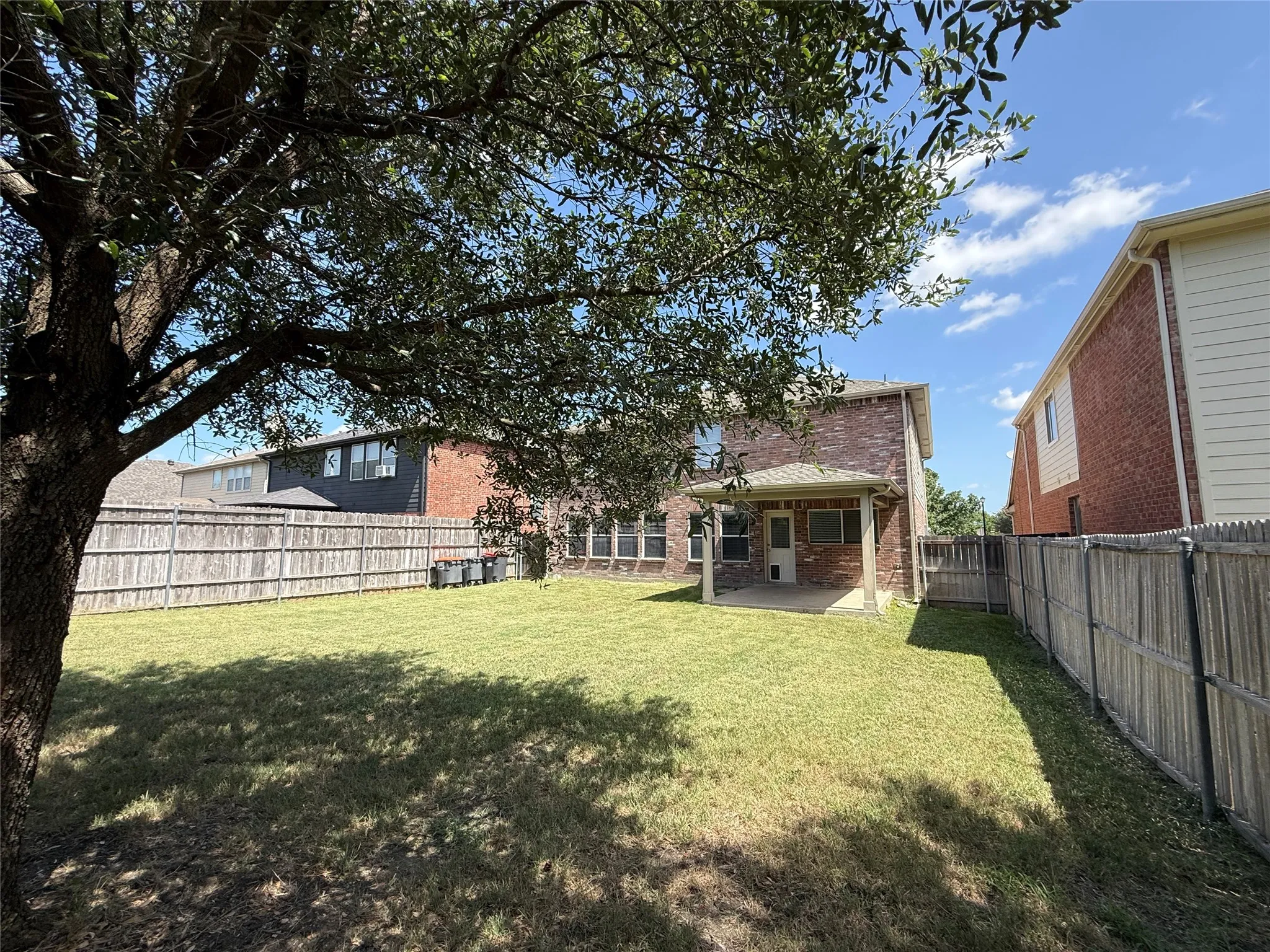 Single Family Residence For Rent in Collin County , 1117 Acacia Drive, Anna, Texas 75409, 4 Bedroom, 3 Bathroom, 2 Garage spaces, 2,539 Sqft, built in 2006, mls#21329752, Real Estate Agent in Anna, Homes For Rent in Collin county, Homes For Rent in Anna, Realtor in Anna Texas, Real Estate Brokerage Independent Realty Texas, Luminita Cordes Realtor