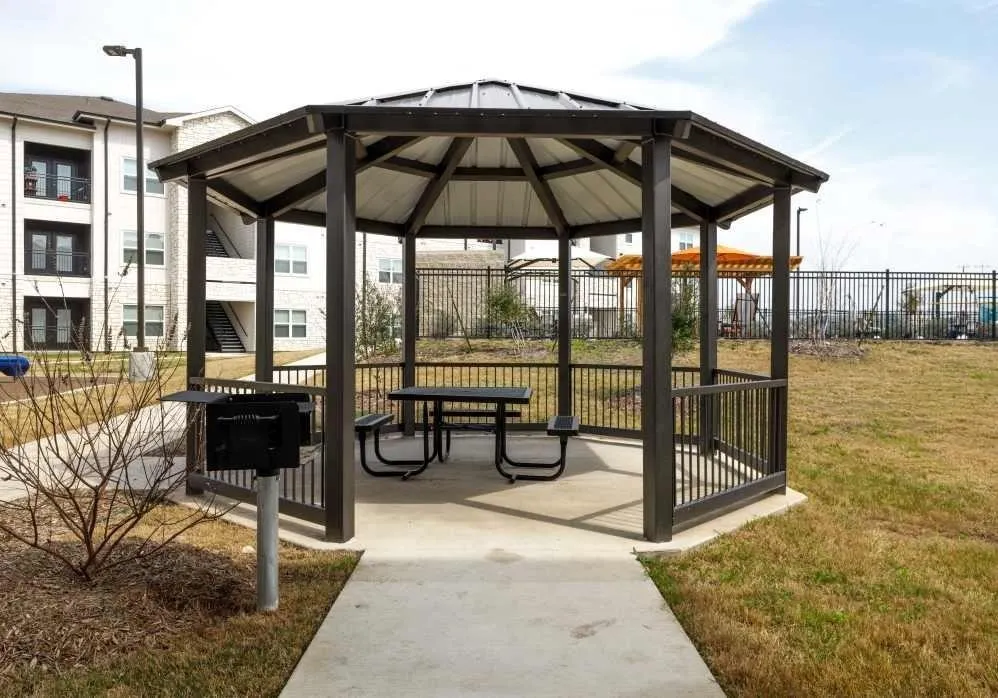 Specials and offers: Receive 2 months FREE on our 2x2 and1 month FREE on 1x1 3x2 and 4x2 floorplans+ $199 Look & Lease for all floorplans!
