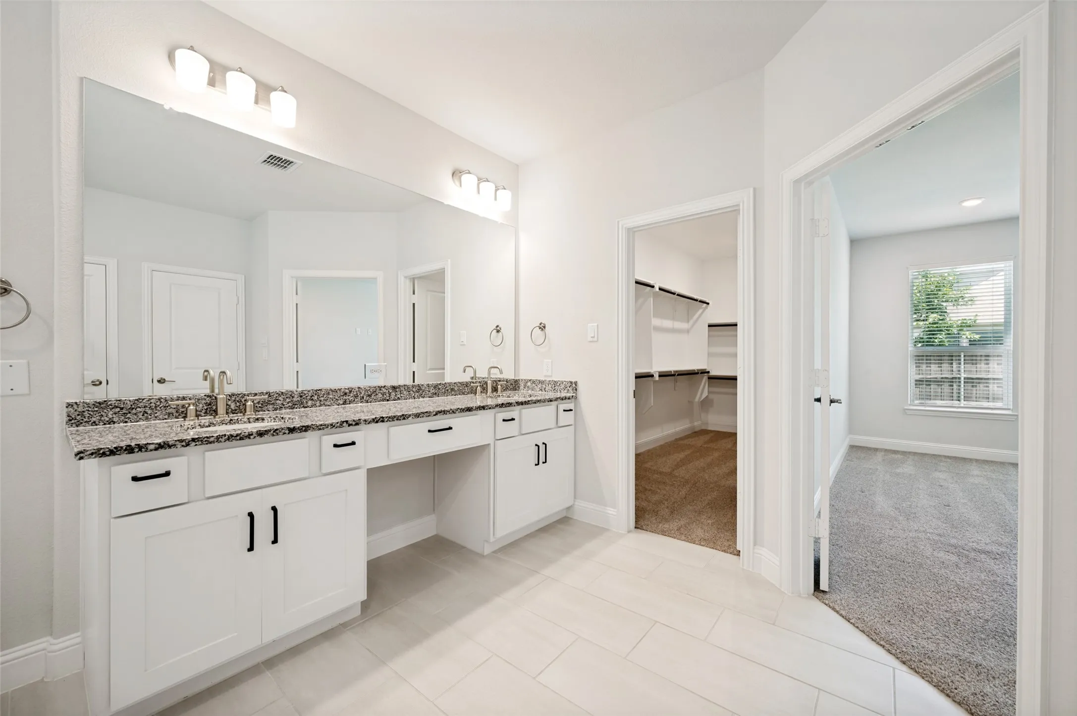 Single Family Residence For Sale in Collin County , 1932 Bristol Street, Celina, Texas 75009, 4 Bedroom, 4 Bathroom, 3 Garage spaces, 3,479 Sqft, built in 2022, mls#21329650, Real Estate Agent in Celina, Homes For Sale in Collin county, Homes For Sale in Celina, Realtor in Celina Texas, Real Estate Brokerage Independent Realty Texas, Luminita Cordes Realtor
