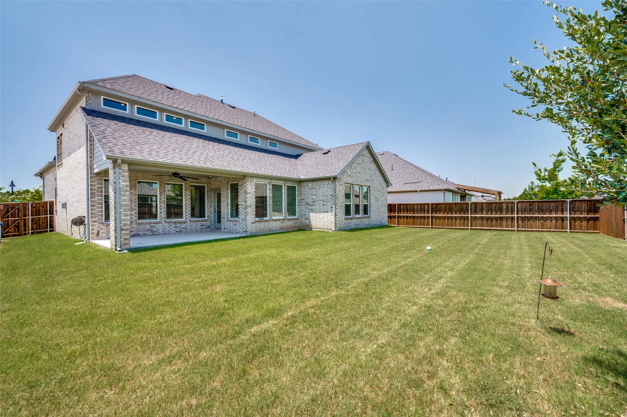 Single Family Residence For Sale in Collin County , 1932 Bristol Street, Celina, Texas 75009, 4 Bedroom, 4 Bathroom, 3 Garage spaces, 3,479 Sqft, built in 2022, mls#21329650, Real Estate Agent in Celina, Homes For Sale in Collin county, Homes For Sale in Celina, Realtor in Celina Texas, Real Estate Brokerage Independent Realty Texas, Luminita Cordes Realtor