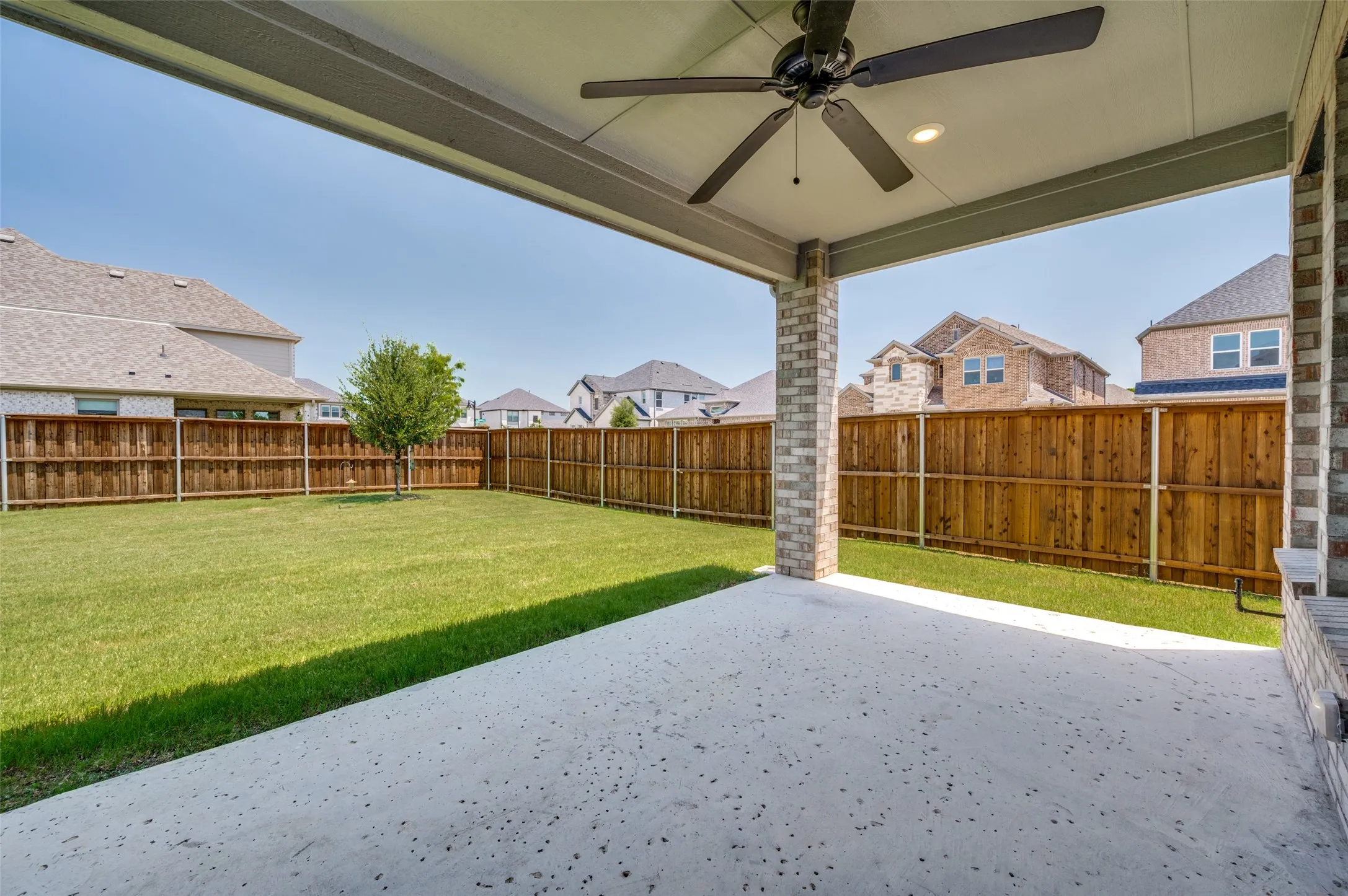 Single Family Residence For Sale in Collin County , 1932 Bristol Street, Celina, Texas 75009, 4 Bedroom, 4 Bathroom, 3 Garage spaces, 3,479 Sqft, built in 2022, mls#21329650, Real Estate Agent in Celina, Homes For Sale in Collin county, Homes For Sale in Celina, Realtor in Celina Texas, Real Estate Brokerage Independent Realty Texas, Luminita Cordes Realtor