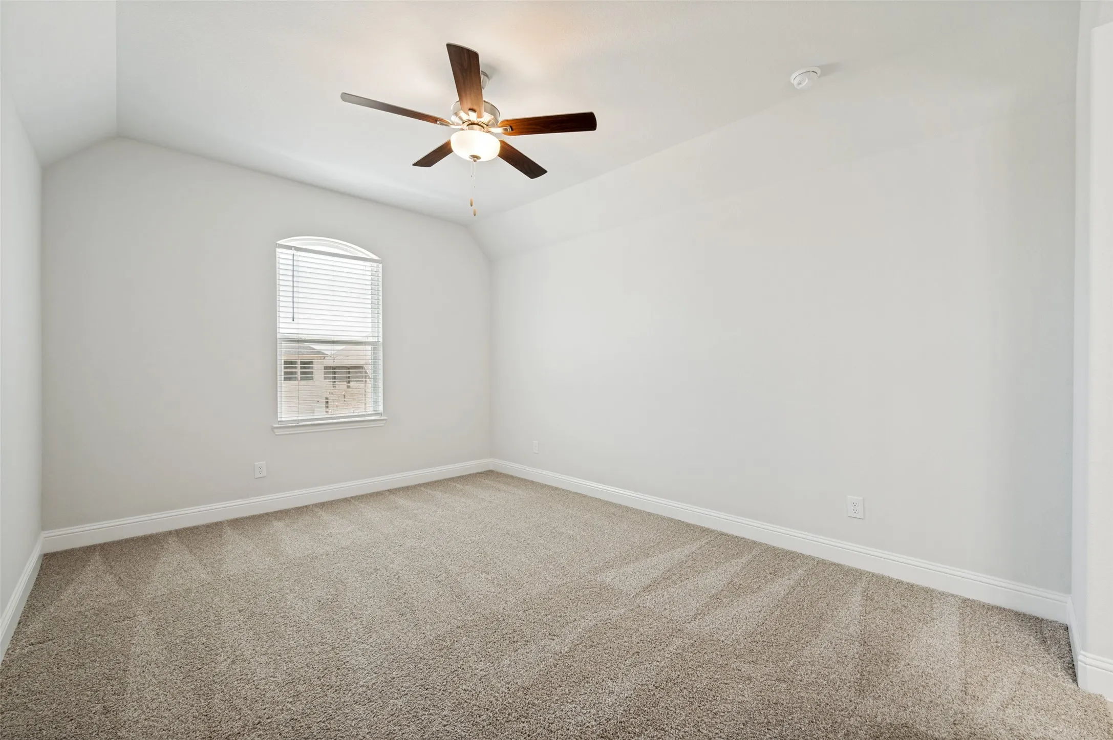 Single Family Residence For Sale in Collin County , 1932 Bristol Street, Celina, Texas 75009, 4 Bedroom, 4 Bathroom, 3 Garage spaces, 3,479 Sqft, built in 2022, mls#21329650, Real Estate Agent in Celina, Homes For Sale in Collin county, Homes For Sale in Celina, Realtor in Celina Texas, Real Estate Brokerage Independent Realty Texas, Luminita Cordes Realtor