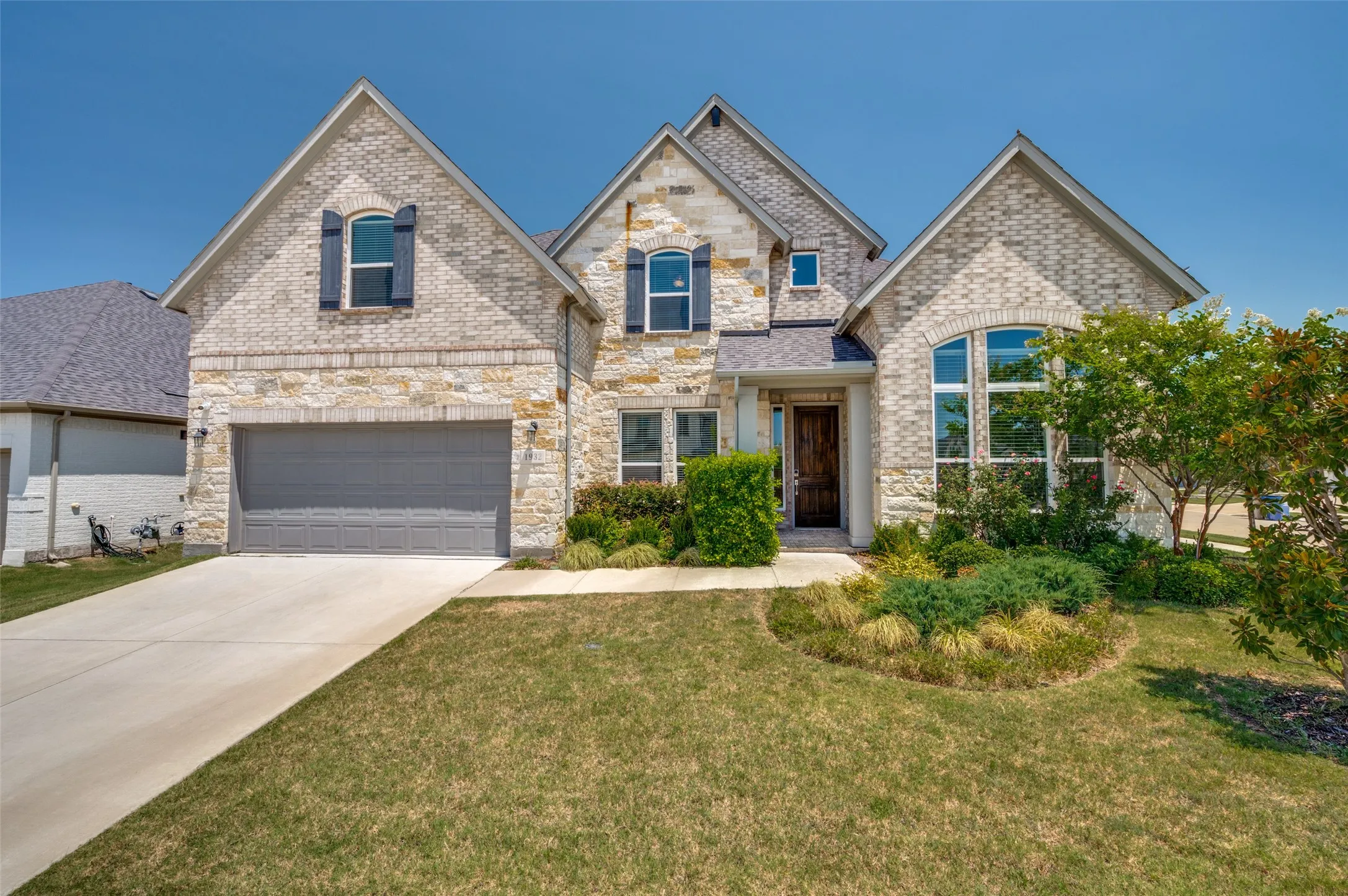 Single Family Residence For Sale in Collin County , 1932 Bristol Street, Celina, Texas 75009, 4 Bedroom, 4 Bathroom, 3 Garage spaces, 3,479 Sqft, built in 2022, mls#21329650, Real Estate Agent in Celina, Homes For Sale in Collin county, Homes For Sale in Celina, Realtor in Celina Texas, Real Estate Brokerage Independent Realty Texas, Luminita Cordes Realtor