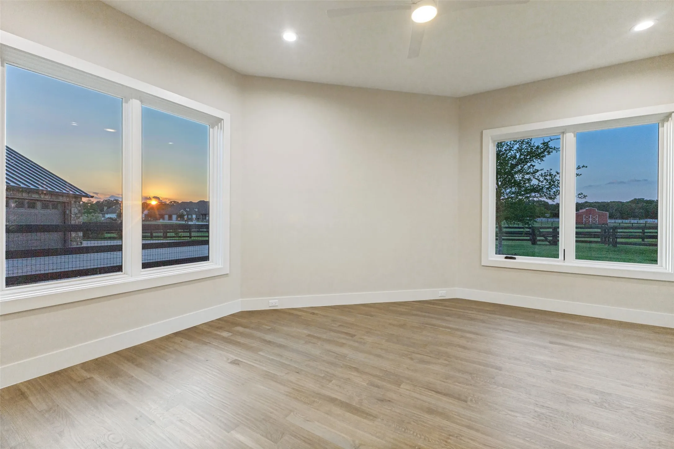 Single Family Residence For Sale in Denton County , 1023 Gene Perry Court, Bartonville, Texas 76226, 3 Bedroom, 3 Bathroom, 3 Garage spaces, 3,142 Sqft, built in 2003, mls#21308779, Real Estate Agent in Bartonville, Homes For Sale in Denton county, Homes For Sale in Bartonville, Realtor in Bartonville Texas, Real Estate Brokerage Independent Realty Texas, Luminita Cordes Realtor