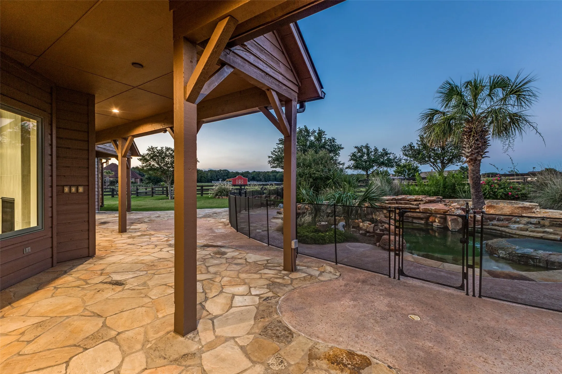 Single Family Residence For Sale in Denton County , 1023 Gene Perry Court, Bartonville, Texas 76226, 3 Bedroom, 3 Bathroom, 3 Garage spaces, 3,142 Sqft, built in 2003, mls#21308779, Real Estate Agent in Bartonville, Homes For Sale in Denton county, Homes For Sale in Bartonville, Realtor in Bartonville Texas, Real Estate Brokerage Independent Realty Texas, Luminita Cordes Realtor