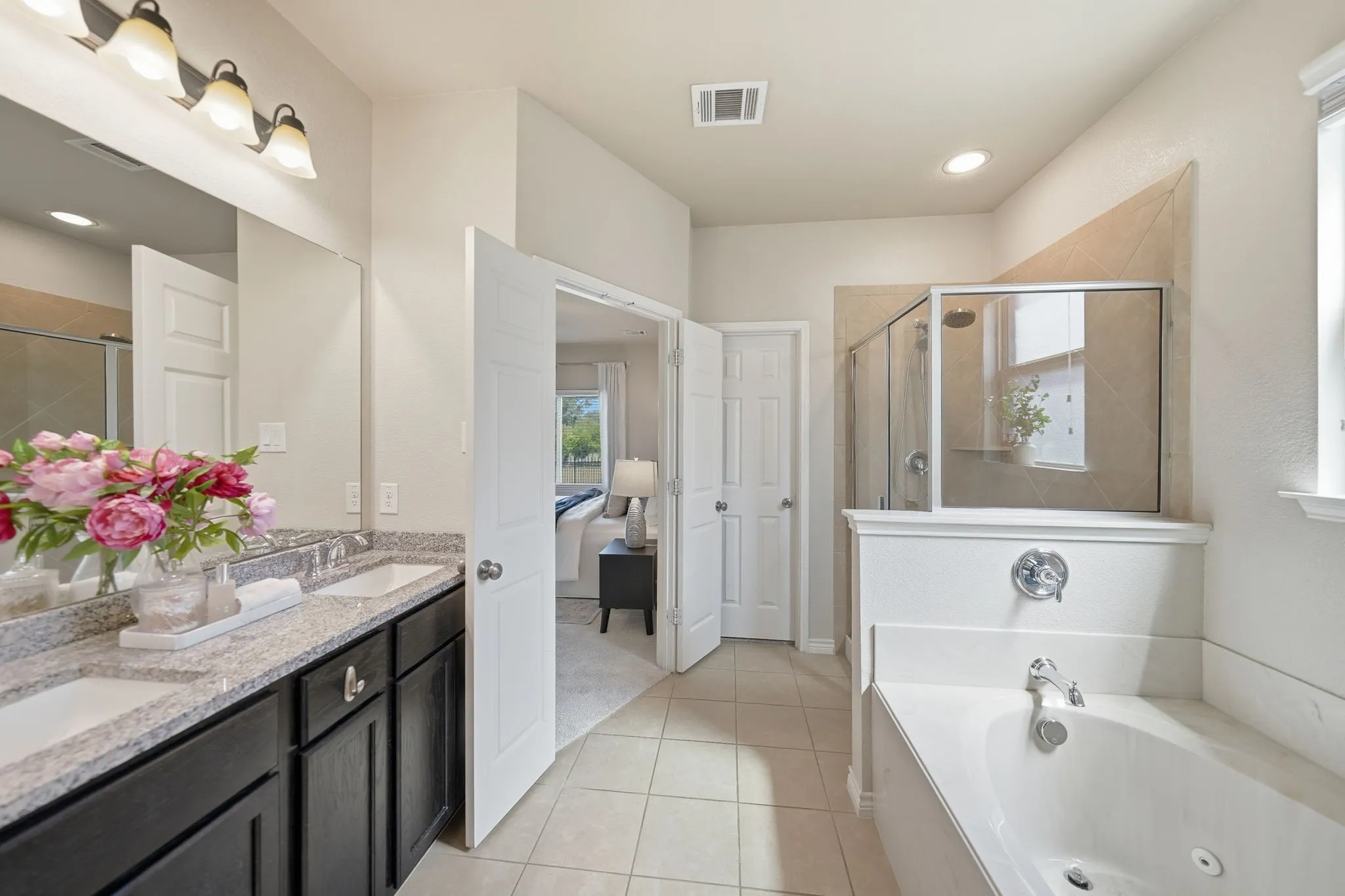 Single Family Residence For Sale in Denton County , 2128 Megan Creek Drive, Little Elm, Texas 75068, 4 Bedroom, 3 Bathroom, 3 Garage spaces, 3,278 Sqft, built in 2016, mls#21329527, Real Estate Agent in Little Elm, Homes For Sale in Denton county, Homes For Sale in Little Elm, Realtor in Little Elm Texas, Real Estate Brokerage Independent Realty Texas, Luminita Cordes Realtor