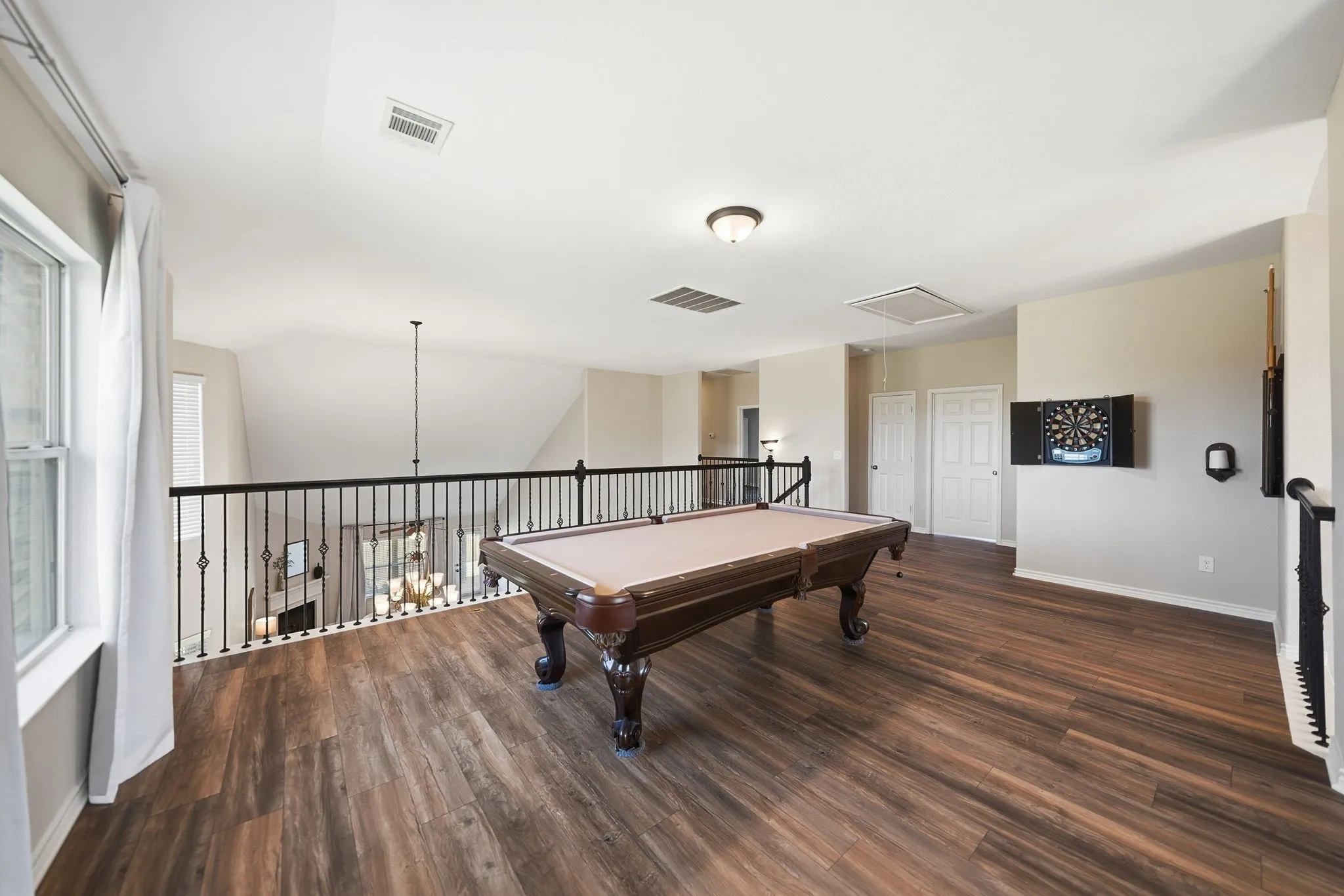 Single Family Residence For Sale in Denton County , 2128 Megan Creek Drive, Little Elm, Texas 75068, 4 Bedroom, 3 Bathroom, 3 Garage spaces, 3,278 Sqft, built in 2016, mls#21329527, Real Estate Agent in Little Elm, Homes For Sale in Denton county, Homes For Sale in Little Elm, Realtor in Little Elm Texas, Real Estate Brokerage Independent Realty Texas, Luminita Cordes Realtor