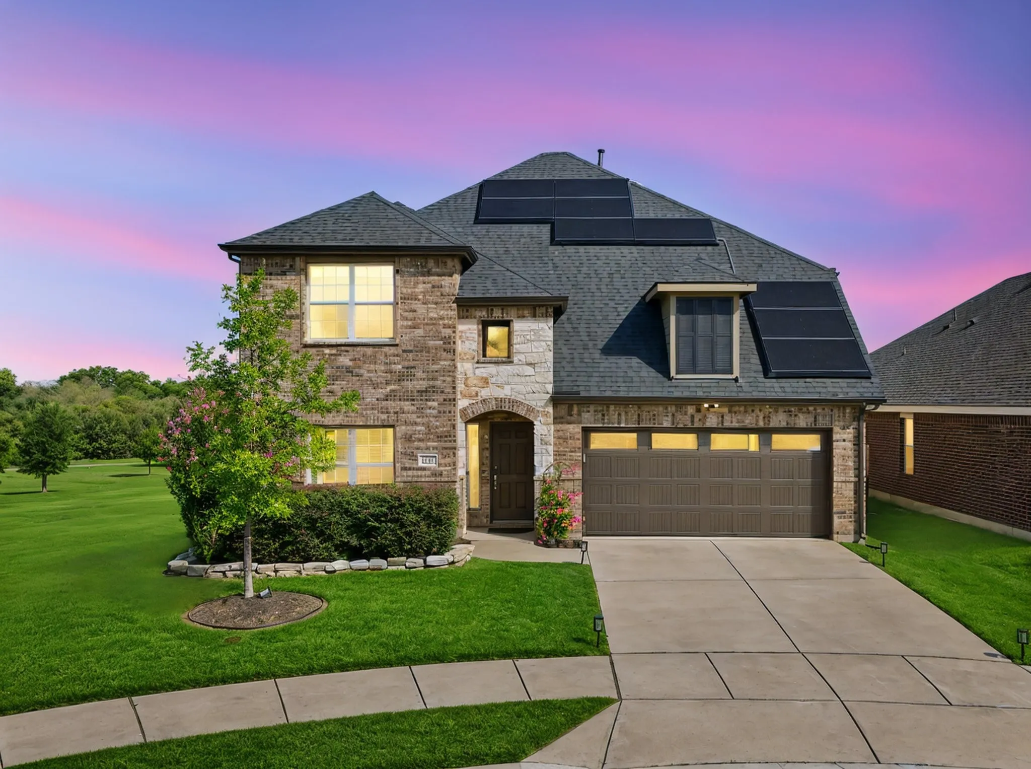 Single Family Residence For Sale in Denton County , 2128 Megan Creek Drive, Little Elm, Texas 75068, 4 Bedroom, 3 Bathroom, 3 Garage spaces, 3,278 Sqft, built in 2016, mls#21329527, Real Estate Agent in Little Elm, Homes For Sale in Denton county, Homes For Sale in Little Elm, Realtor in Little Elm Texas, Real Estate Brokerage Independent Realty Texas, Luminita Cordes Realtor