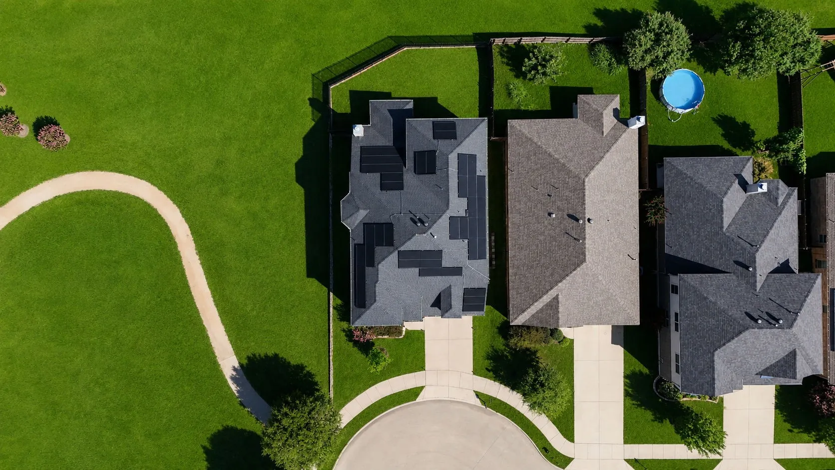 Single Family Residence For Sale in Denton County , 2128 Megan Creek Drive, Little Elm, Texas 75068, 4 Bedroom, 3 Bathroom, 3 Garage spaces, 3,278 Sqft, built in 2016, mls#21329527, Real Estate Agent in Little Elm, Homes For Sale in Denton county, Homes For Sale in Little Elm, Realtor in Little Elm Texas, Real Estate Brokerage Independent Realty Texas, Luminita Cordes Realtor