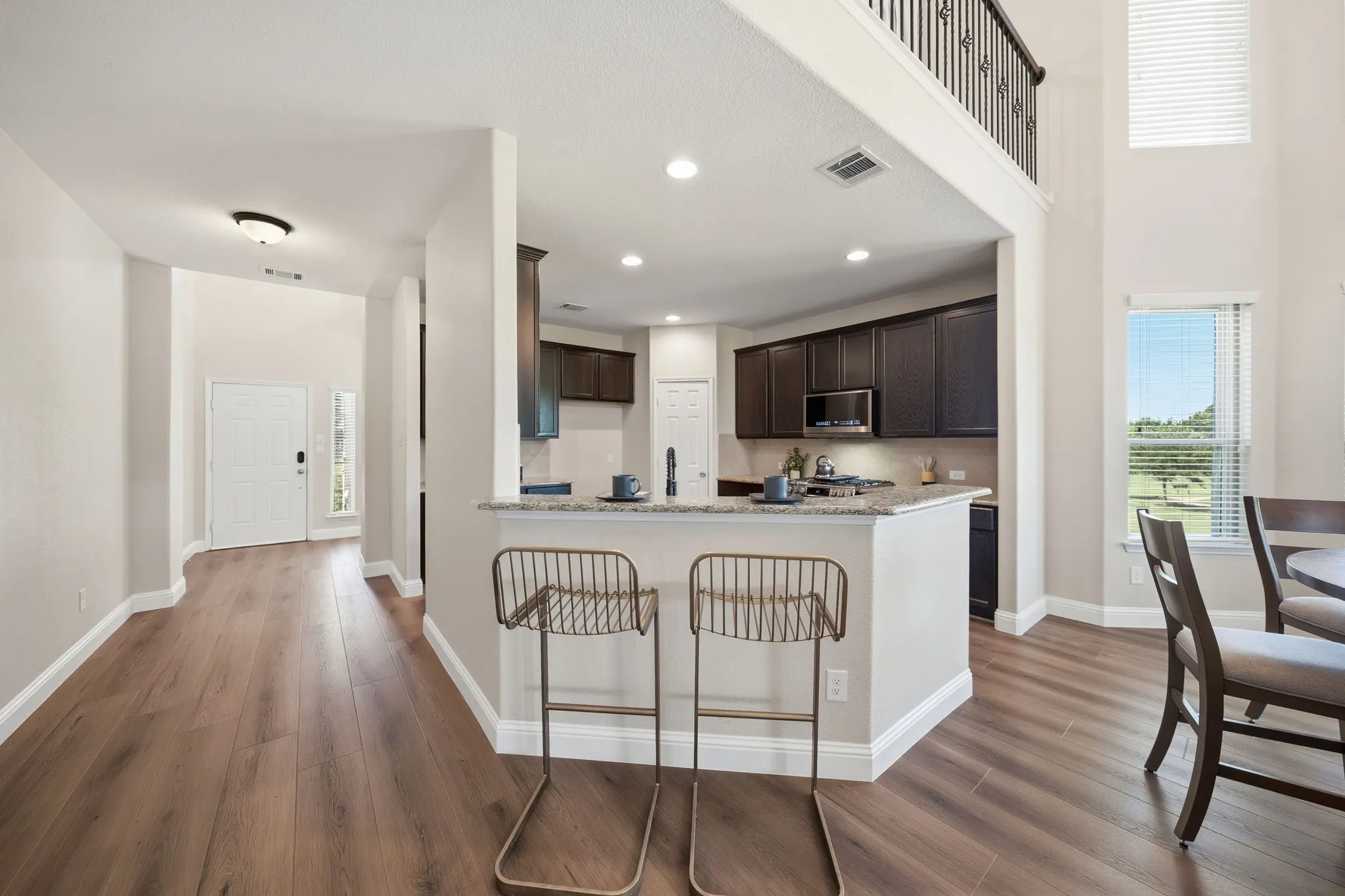 Single Family Residence For Sale in Denton County , 2128 Megan Creek Drive, Little Elm, Texas 75068, 4 Bedroom, 3 Bathroom, 3 Garage spaces, 3,278 Sqft, built in 2016, mls#21329527, Real Estate Agent in Little Elm, Homes For Sale in Denton county, Homes For Sale in Little Elm, Realtor in Little Elm Texas, Real Estate Brokerage Independent Realty Texas, Luminita Cordes Realtor