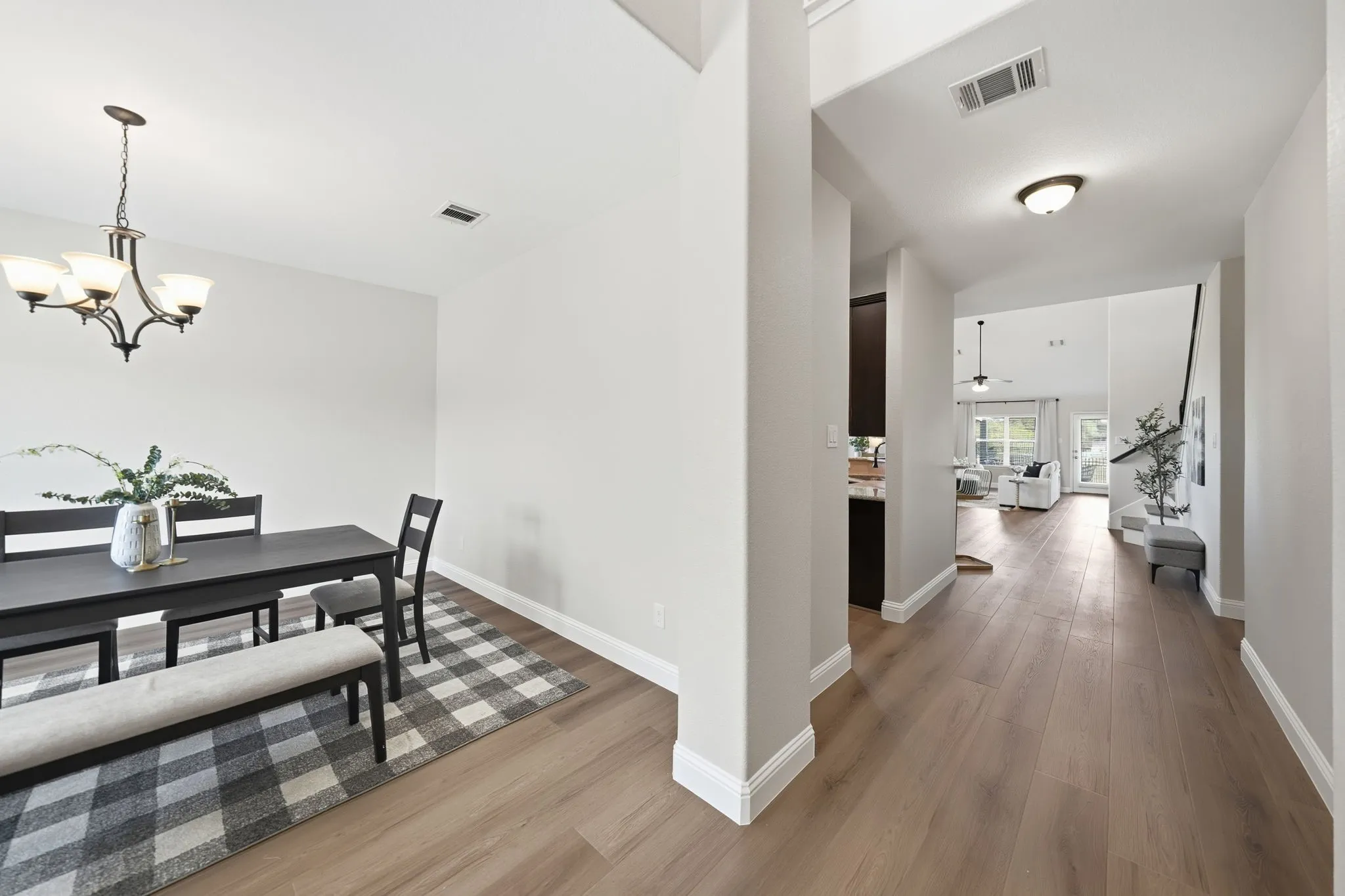 Single Family Residence For Sale in Denton County , 2128 Megan Creek Drive, Little Elm, Texas 75068, 4 Bedroom, 3 Bathroom, 3 Garage spaces, 3,278 Sqft, built in 2016, mls#21329527, Real Estate Agent in Little Elm, Homes For Sale in Denton county, Homes For Sale in Little Elm, Realtor in Little Elm Texas, Real Estate Brokerage Independent Realty Texas, Luminita Cordes Realtor
