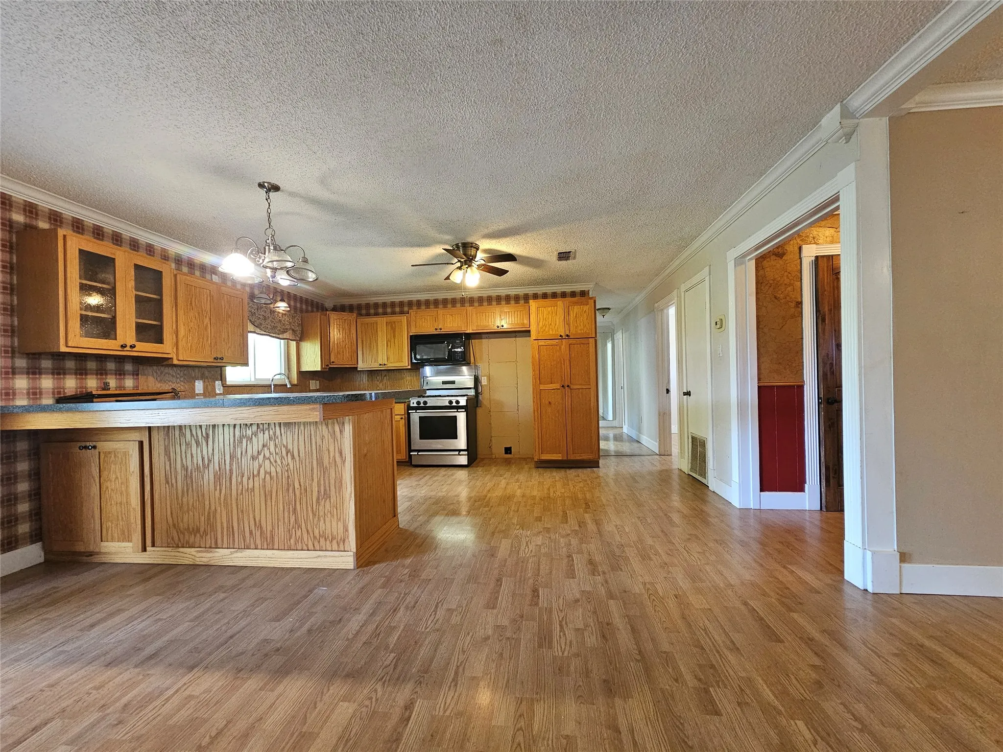 Kitchen and dining area