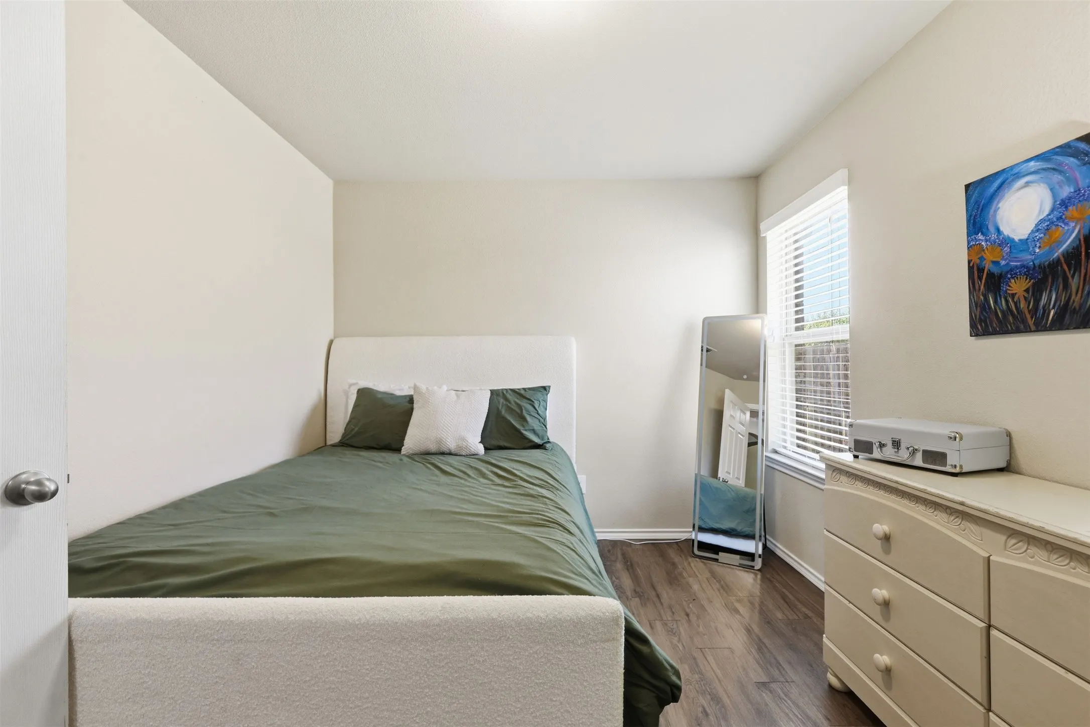 Single Family Residence For Sale in Parker County , 2541 Weatherford Heights Drive, Weatherford, Texas 76087, 4 Bedroom, 2 Bathroom, 3 Garage spaces, 1,911 Sqft, built in 2017, mls#21328628, Real Estate Agent in Weatherford, Homes For Sale in Parker county, Homes For Sale in Weatherford, Realtor in Weatherford Texas, Real Estate Brokerage Independent Realty Texas, Luminita Cordes Realtor
