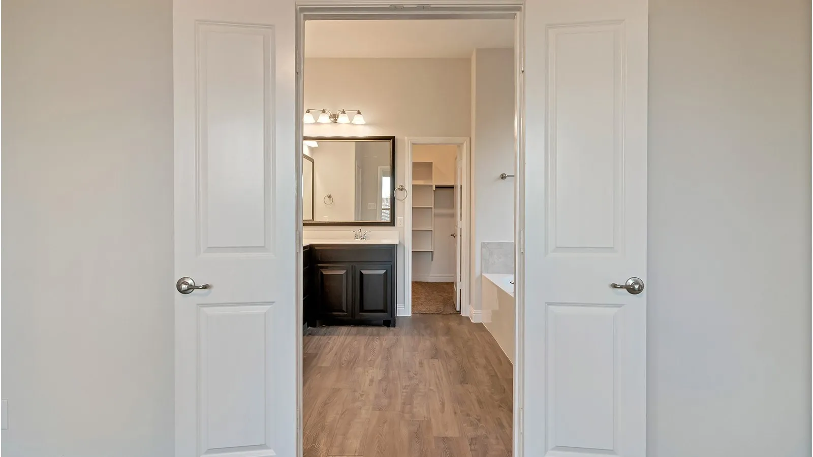 Single Family Residence For Sale in Parker County , 708 SOARING HAWK Drive, Fort Worth, Texas 76008, 4 Bedroom, 4 Bathroom, 2 Garage spaces, 3,000 Sqft, built in 2026, mls#21329556, Real Estate Agent in Fort Worth, Homes For Sale in Parker county, Homes For Sale in Fort Worth, Realtor in Fort Worth Texas, Real Estate Brokerage Independent Realty Texas, Luminita Cordes Realtor