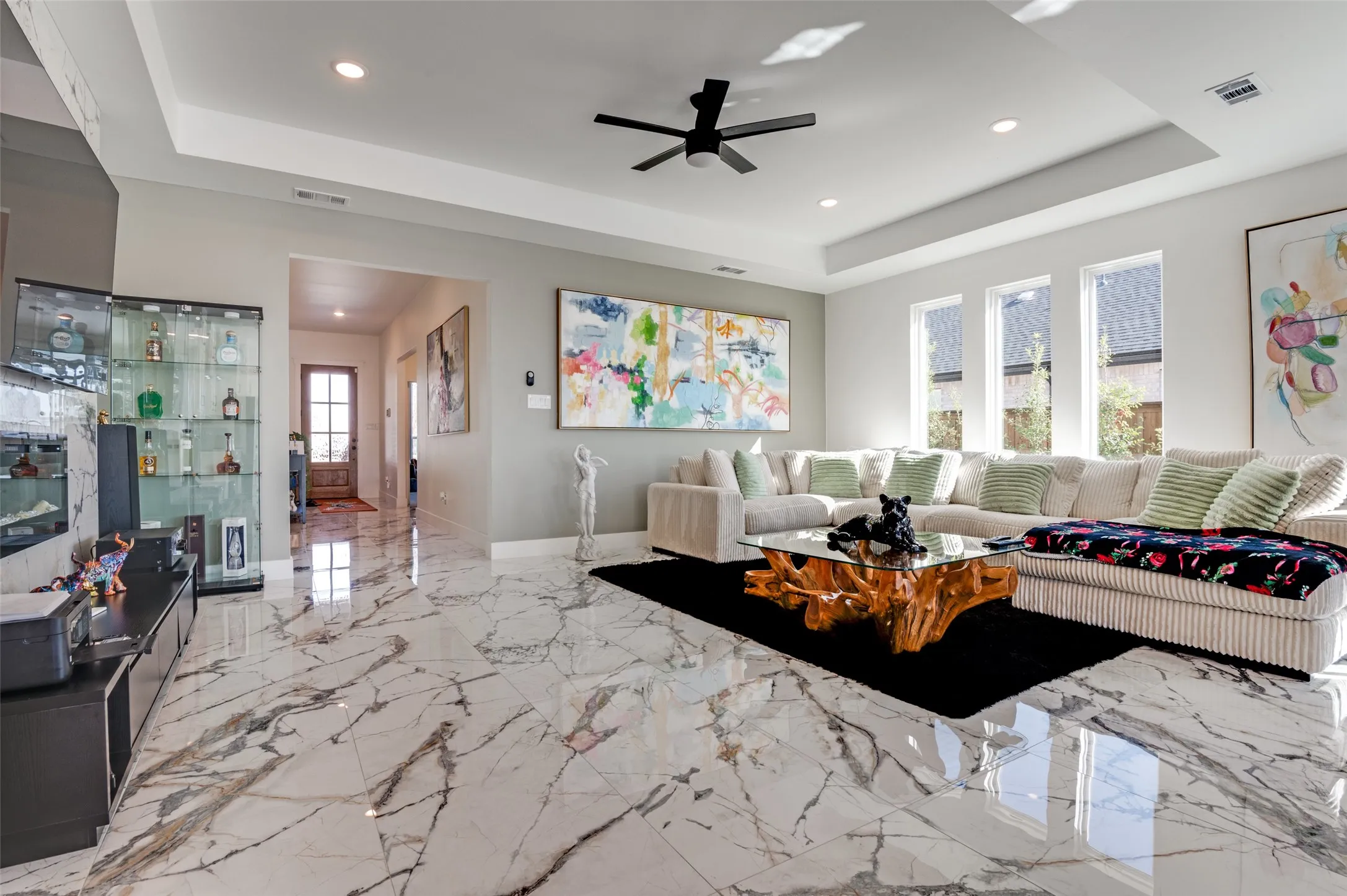 Single Family Residence For Sale in Ellis County , 307 Highland Avenue, Red Oak, Texas 75154, 4 Bedroom, 2 Bathroom, 2 Garage spaces, 2,102 Sqft, built in 2023, mls#21330390, Real Estate Agent in Red Oak, Homes For Sale in Ellis county, Homes For Sale in Red Oak, Realtor in Red Oak Texas, Real Estate Brokerage Independent Realty Texas, Luminita Cordes Realtor