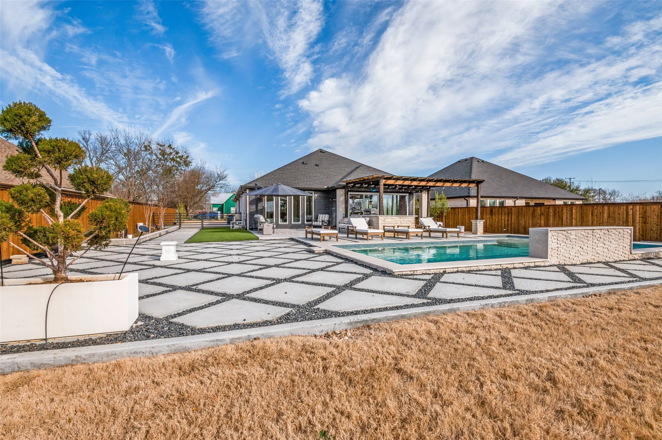 Single Family Residence For Sale in Ellis County , 307 Highland Avenue, Red Oak, Texas 75154, 4 Bedroom, 2 Bathroom, 2 Garage spaces, 2,102 Sqft, built in 2023, mls#21330390, Real Estate Agent in Red Oak, Homes For Sale in Ellis county, Homes For Sale in Red Oak, Realtor in Red Oak Texas, Real Estate Brokerage Independent Realty Texas, Luminita Cordes Realtor