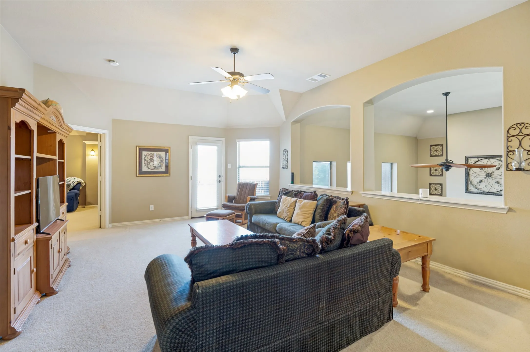 Single Family Residence For Sale in Collin County , 5748 Wellington Lane, Frisco, Texas 75033, 5 Bedroom, 3 Bathroom, 3 Garage spaces, 3,546 Sqft, built in 2005, Price $699,900, mls#21329640, Real Estate Agent in Frisco, Homes For Sale in Collin county, Homes For Sale in Frisco, Realtor in Frisco Texas, Real Estate Brokerage Independent Realty Texas, Luminita Cordes Realtor