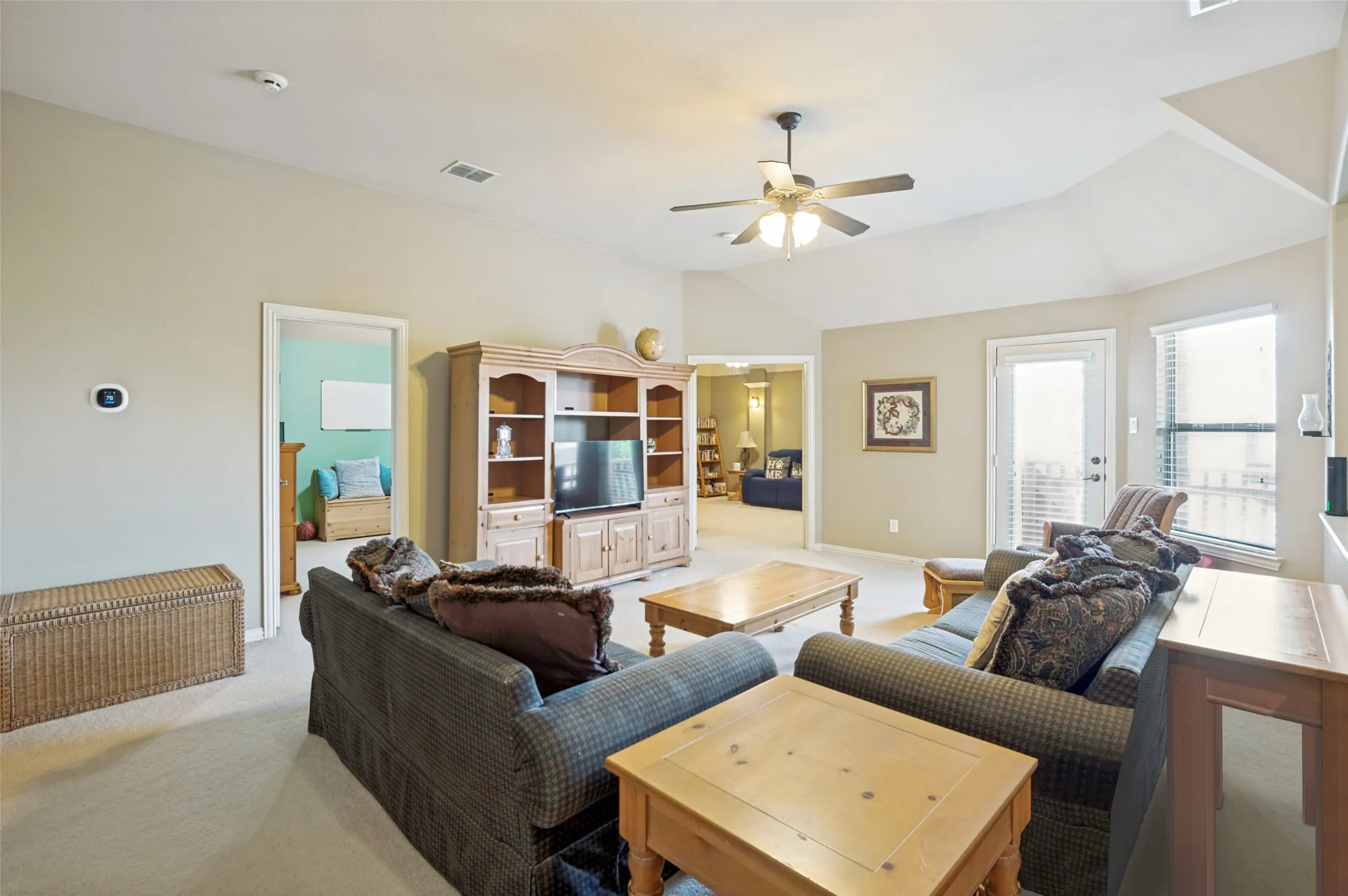 Single Family Residence For Sale in Collin County , 5748 Wellington Lane, Frisco, Texas 75033, 5 Bedroom, 3 Bathroom, 3 Garage spaces, 3,546 Sqft, built in 2005, Price $699,900, mls#21329640, Real Estate Agent in Frisco, Homes For Sale in Collin county, Homes For Sale in Frisco, Realtor in Frisco Texas, Real Estate Brokerage Independent Realty Texas, Luminita Cordes Realtor
