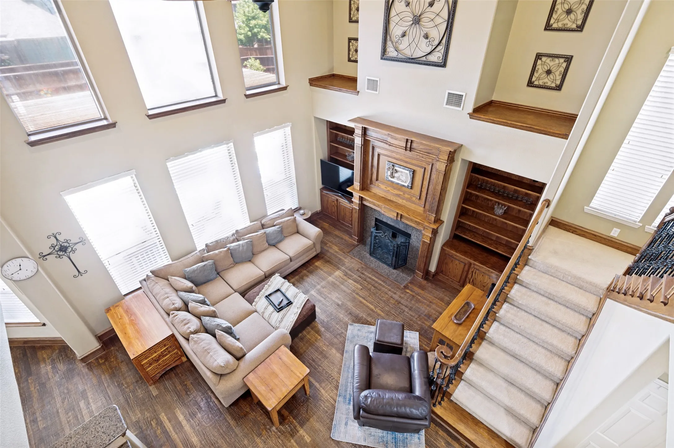 Single Family Residence For Sale in Collin County , 5748 Wellington Lane, Frisco, Texas 75033, 5 Bedroom, 3 Bathroom, 3 Garage spaces, 3,546 Sqft, built in 2005, Price $699,900, mls#21329640, Real Estate Agent in Frisco, Homes For Sale in Collin county, Homes For Sale in Frisco, Realtor in Frisco Texas, Real Estate Brokerage Independent Realty Texas, Luminita Cordes Realtor