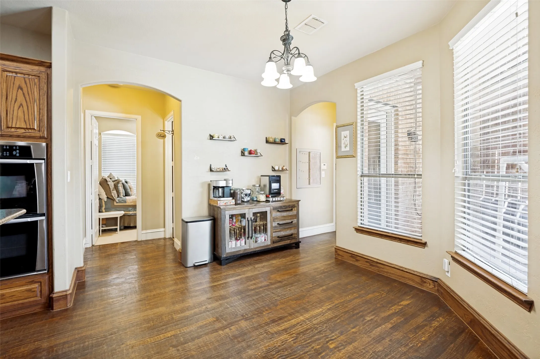 Single Family Residence For Sale in Collin County , 5748 Wellington Lane, Frisco, Texas 75033, 5 Bedroom, 3 Bathroom, 3 Garage spaces, 3,546 Sqft, built in 2005, Price $699,900, mls#21329640, Real Estate Agent in Frisco, Homes For Sale in Collin county, Homes For Sale in Frisco, Realtor in Frisco Texas, Real Estate Brokerage Independent Realty Texas, Luminita Cordes Realtor