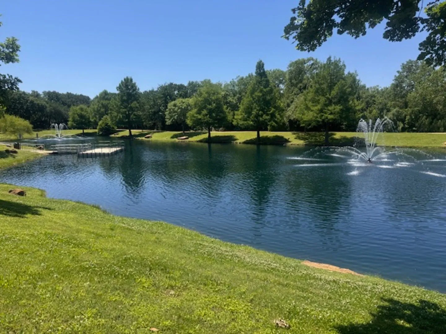 Duplex For Rent in Tarrant County , 306 Crowe Drive, Euless, Texas 76040, 2 Bedroom, 2 Bathroom, 2 Garage spaces, 1,164 Sqft, built in 1990, mls#21330455, Real Estate Agent in Euless, Homes For Rent in Tarrant county, Homes For Rent in Euless, Realtor in Euless Texas, Real Estate Brokerage Independent Realty Texas, Luminita Cordes Realtor