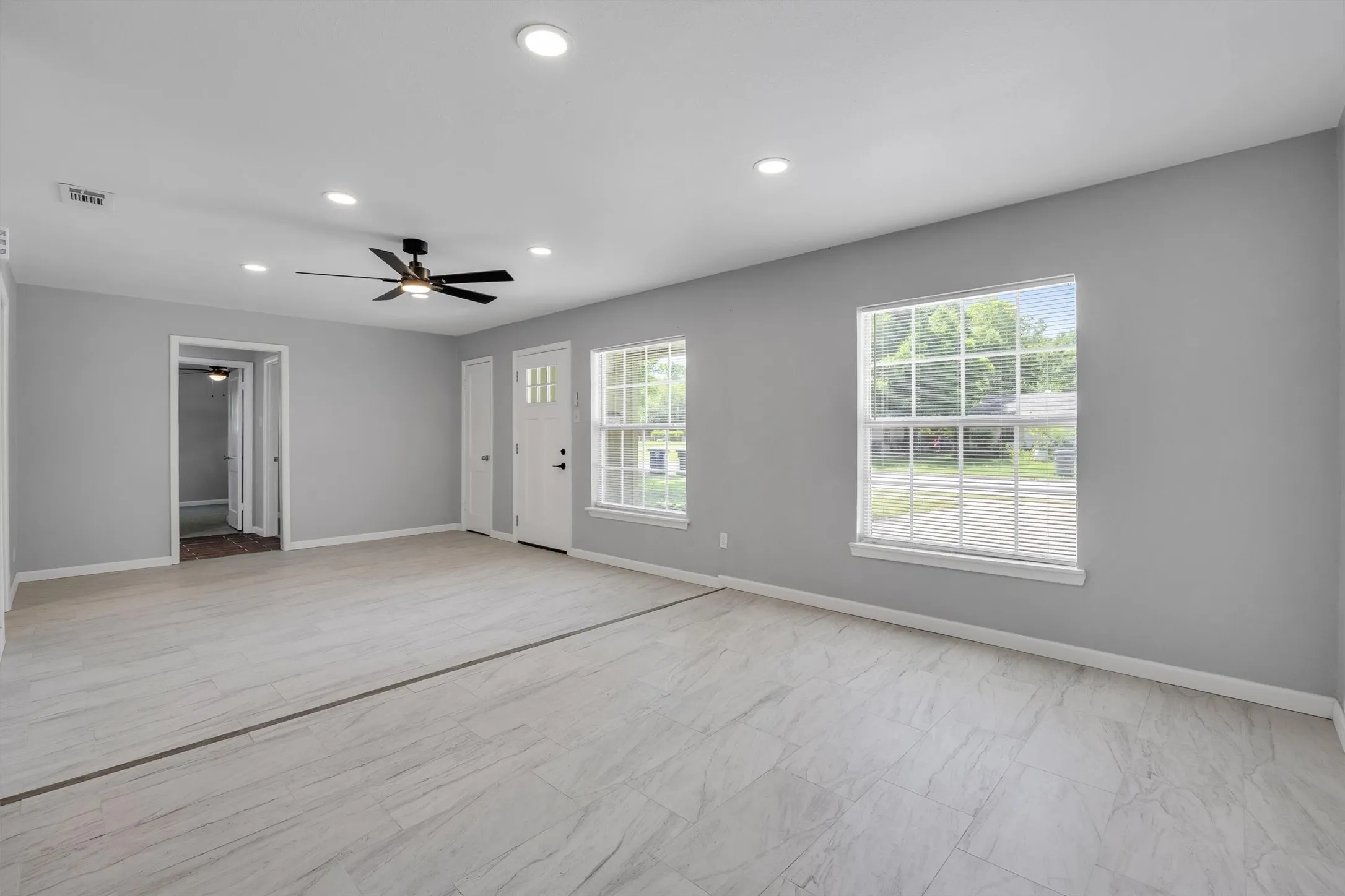 Single Family Residence For Sale in Dallas County , 2647 Province Lane, Dallas, Texas 75228, 4 Bedroom, 2 Bathroom, Garage spaces, 1,542 Sqft, built in 1954, mls#21321786, Real Estate Agent in Dallas, Homes For Sale in Dallas county, Homes For Sale in Dallas, Realtor in Dallas Texas, Real Estate Brokerage Independent Realty Texas, Luminita Cordes Realtor