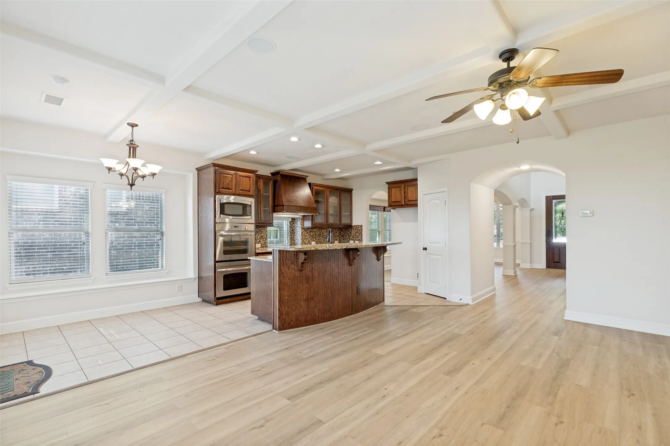 Single Family Residence For Sale in Denton County , 1100 Brendan Drive, Little Elm, Texas 75068, 4 Bedroom, 4 Bathroom, 2 Garage spaces, 2,921 Sqft, built in 2010, mls#21323739, Real Estate Agent in Little Elm, Homes For Sale in Denton county, Homes For Sale in Little Elm, Realtor in Little Elm Texas, Real Estate Brokerage Independent Realty Texas, Luminita Cordes Realtor