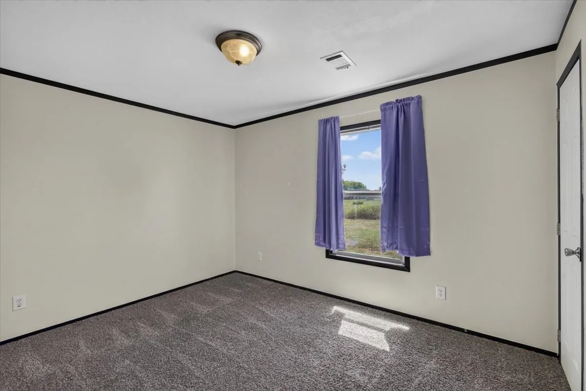 Another secondary bedroom