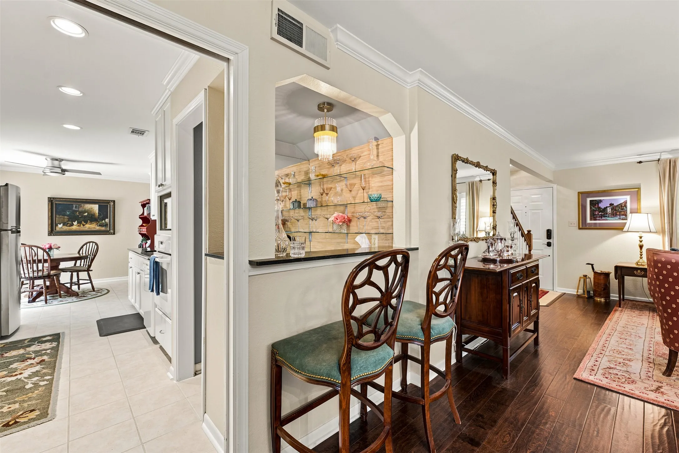 Single Family Residence For Sale in Mc Lennan County , 3411 Brannon Drive, Waco, Texas 76710, 3 Bedroom, 3 Bathroom, 2 Garage spaces, 1,813 Sqft, built in 1978, mls#21330467, Real Estate Agent in Waco, Homes For Sale in Mc Lennan county, Homes For Sale in Waco, Realtor in Waco Texas, Real Estate Brokerage Independent Realty Texas, Luminita Cordes Realtor