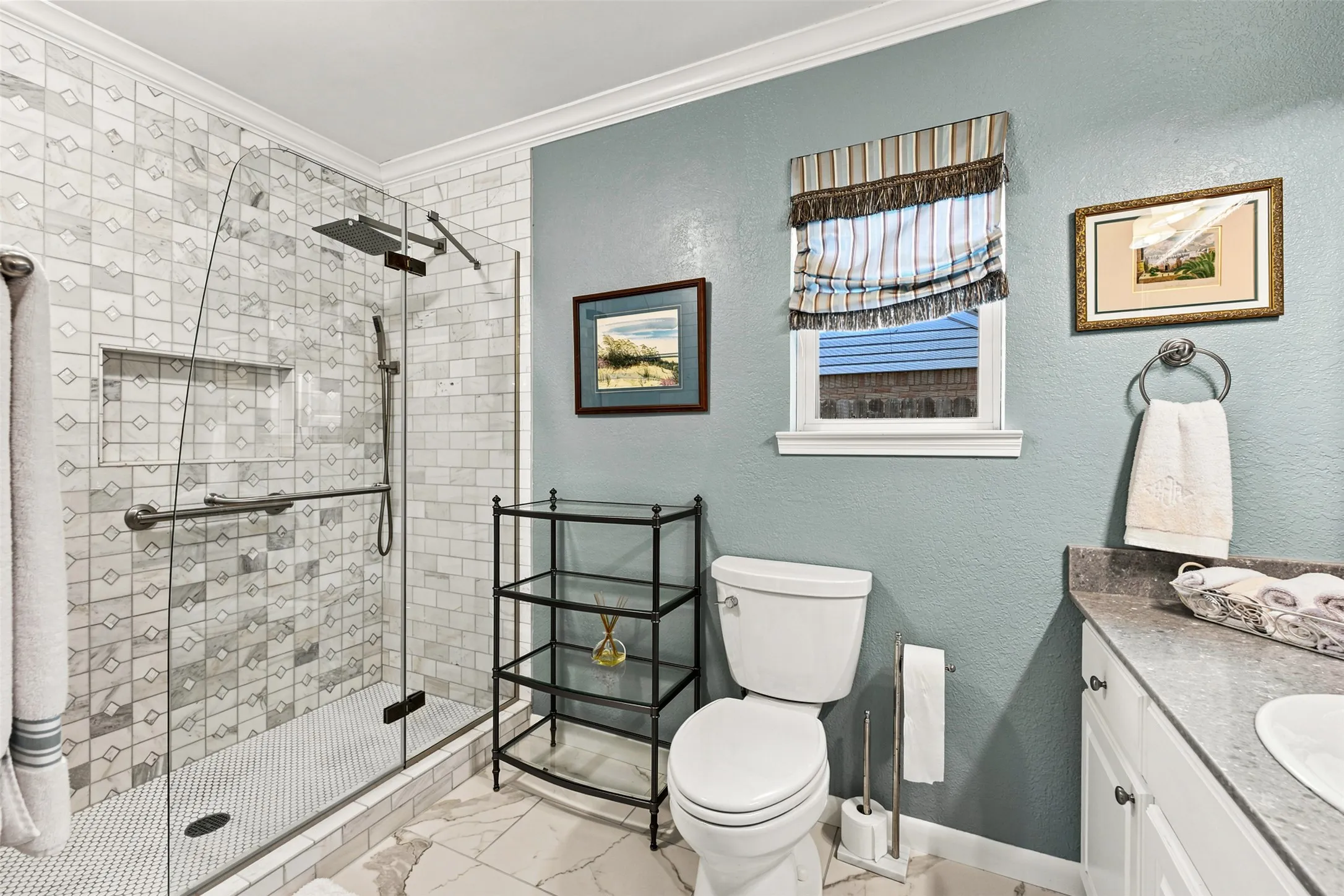 Single Family Residence For Sale in Mc Lennan County , 3411 Brannon Drive, Waco, Texas 76710, 3 Bedroom, 3 Bathroom, 2 Garage spaces, 1,813 Sqft, built in 1978, mls#21330467, Real Estate Agent in Waco, Homes For Sale in Mc Lennan county, Homes For Sale in Waco, Realtor in Waco Texas, Real Estate Brokerage Independent Realty Texas, Luminita Cordes Realtor
