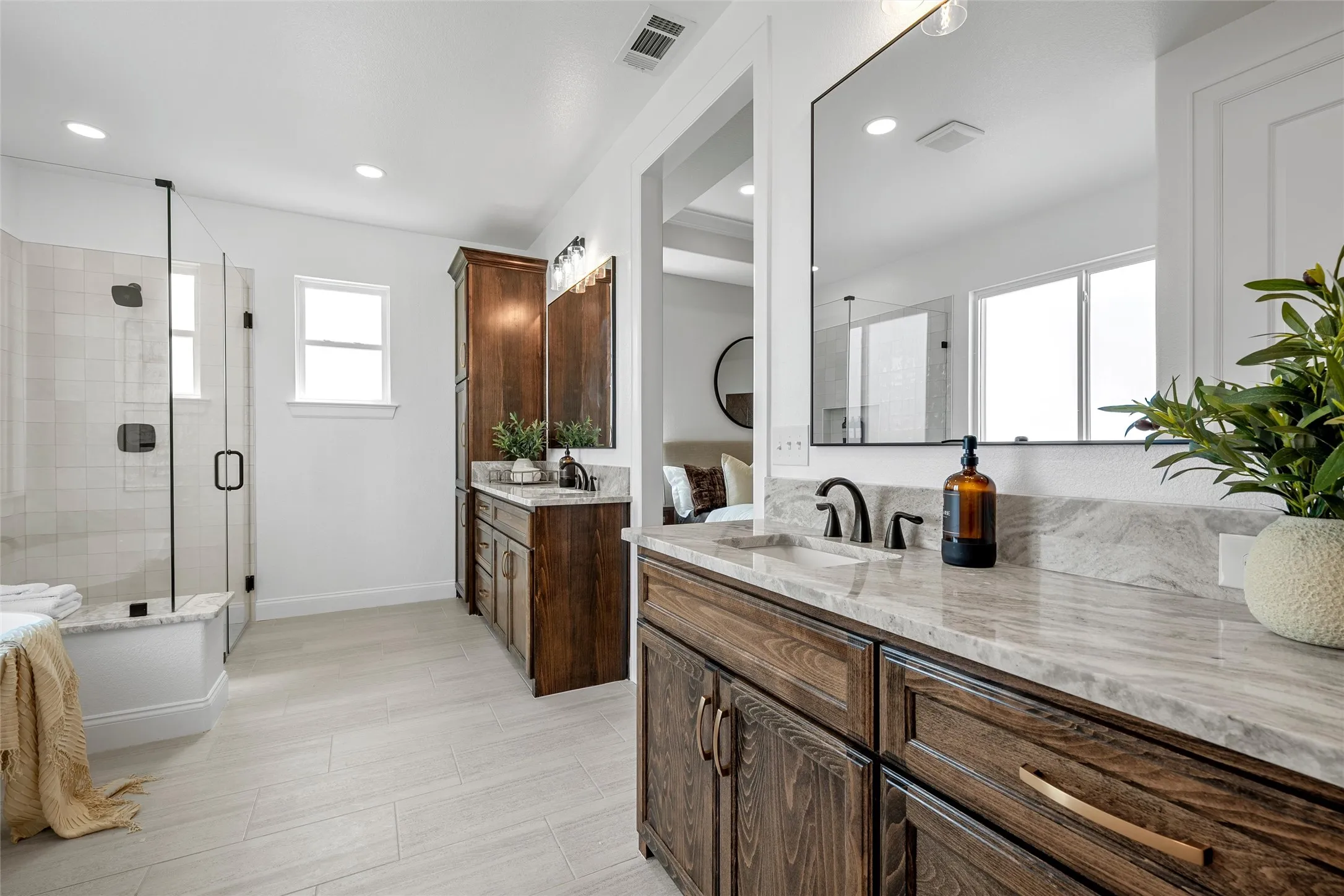 Single Family Residence For Sale in Mc Lennan County , 1025 Galaxy, Woodway, Texas 76712, 4 Bedroom, 4 Bathroom, 2 Garage spaces, 2,938 Sqft, built in 2026, mls#21329038, Real Estate Agent in Woodway, Homes For Sale in Mc Lennan county, Homes For Sale in Woodway, Realtor in Woodway Texas, Real Estate Brokerage Independent Realty Texas, Luminita Cordes Realtor