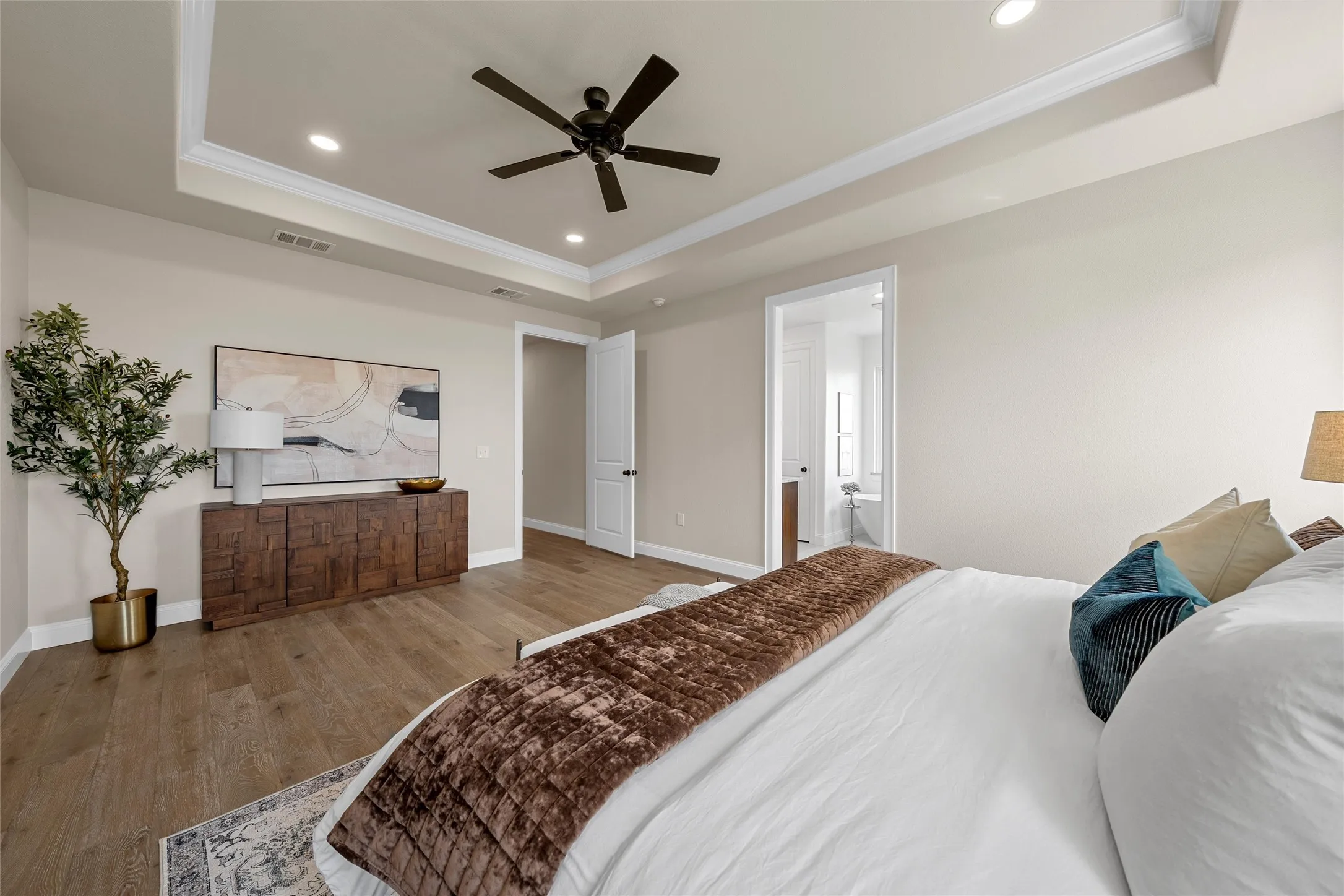 Single Family Residence For Sale in Mc Lennan County , 1025 Galaxy, Woodway, Texas 76712, 4 Bedroom, 4 Bathroom, 2 Garage spaces, 2,938 Sqft, built in 2026, mls#21329038, Real Estate Agent in Woodway, Homes For Sale in Mc Lennan county, Homes For Sale in Woodway, Realtor in Woodway Texas, Real Estate Brokerage Independent Realty Texas, Luminita Cordes Realtor